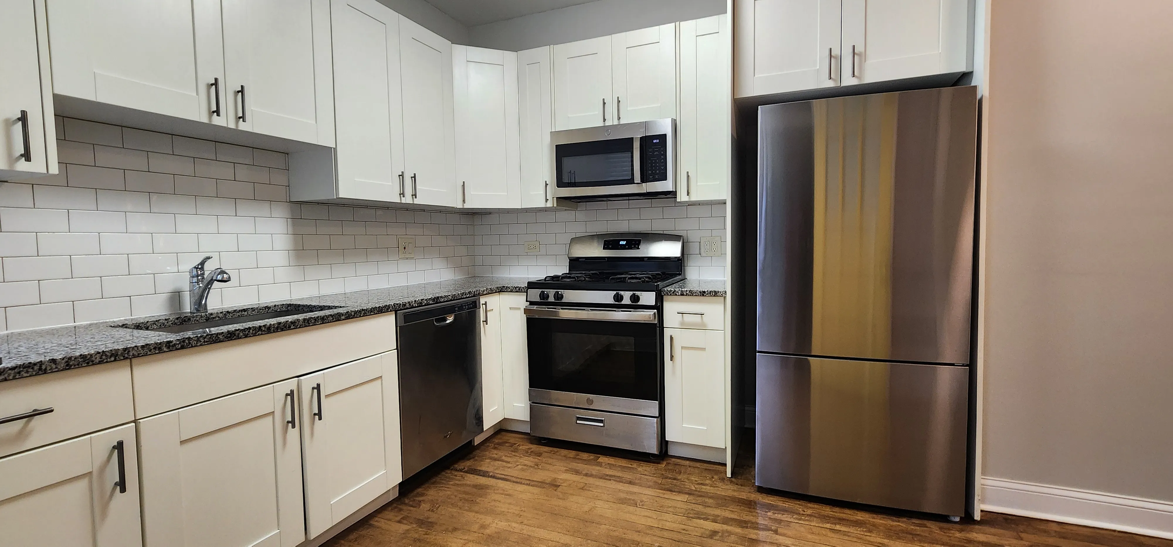 1700 W Touhy Ave   60626 60626-unit#1-Chicago-IL