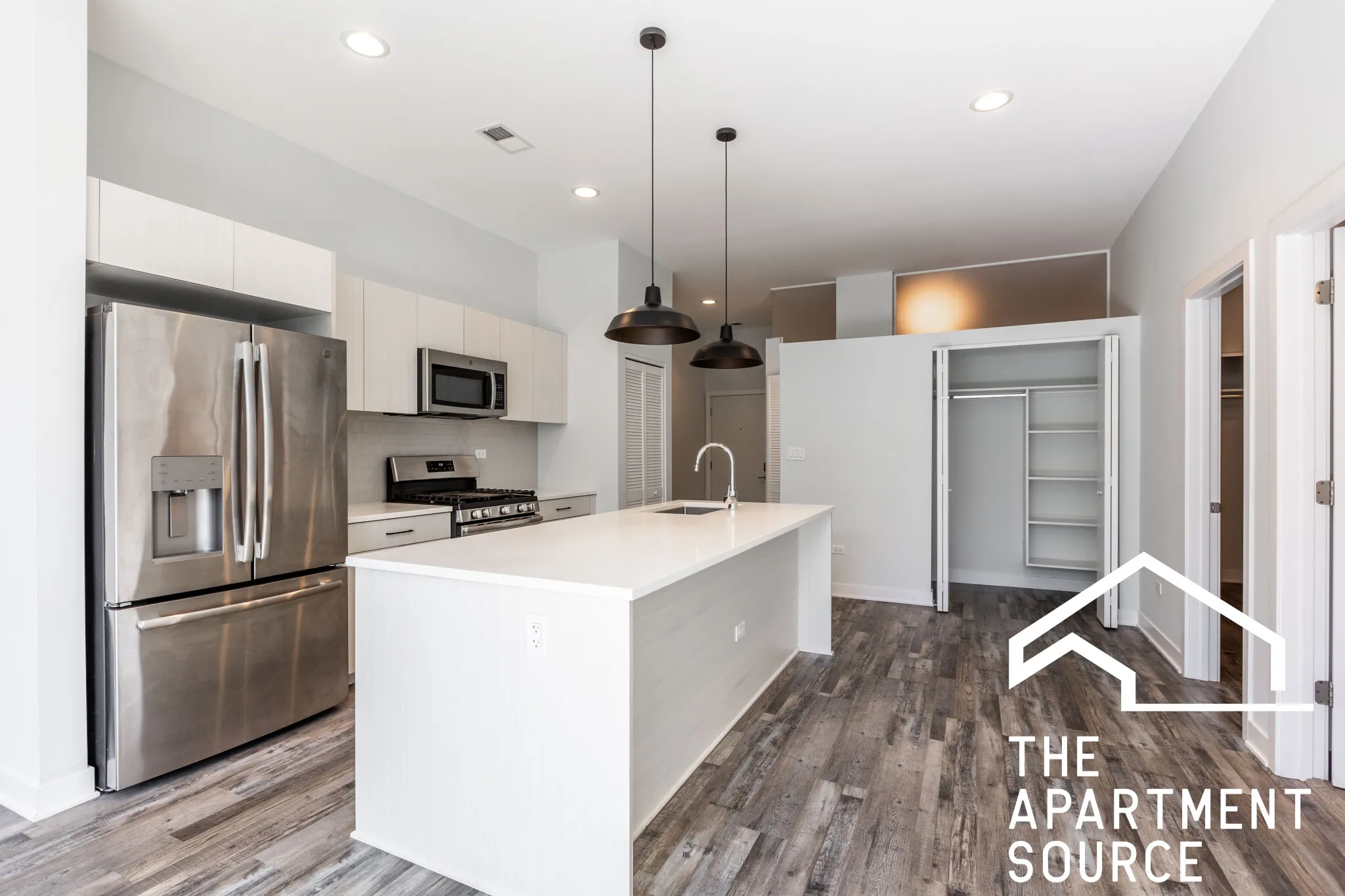 2247 W Lawrence Ave 60625 60625-unit#103-Chicago-IL