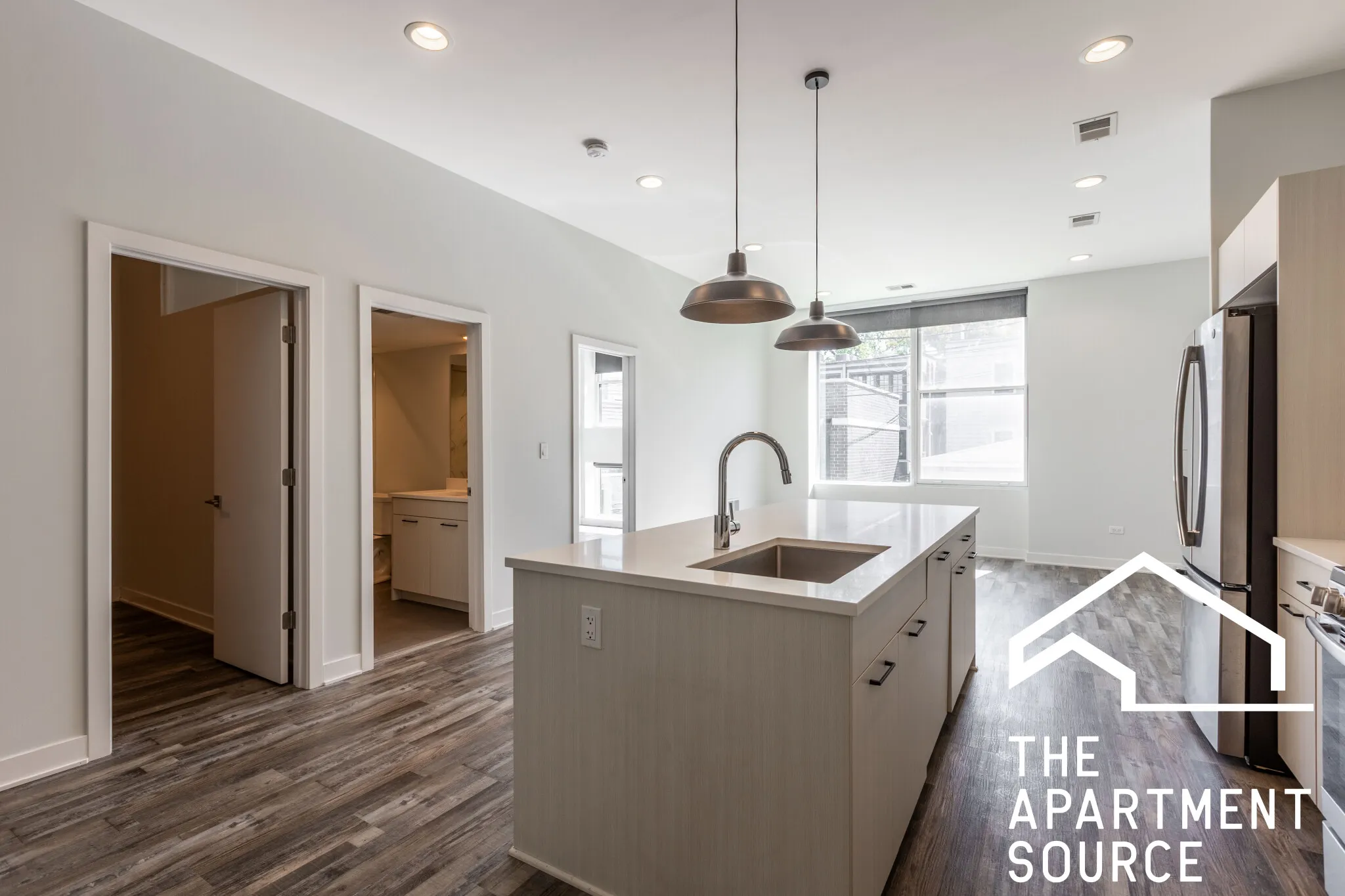 2247 W Lawrence Ave   60625 60625-unit#103-Chicago-IL