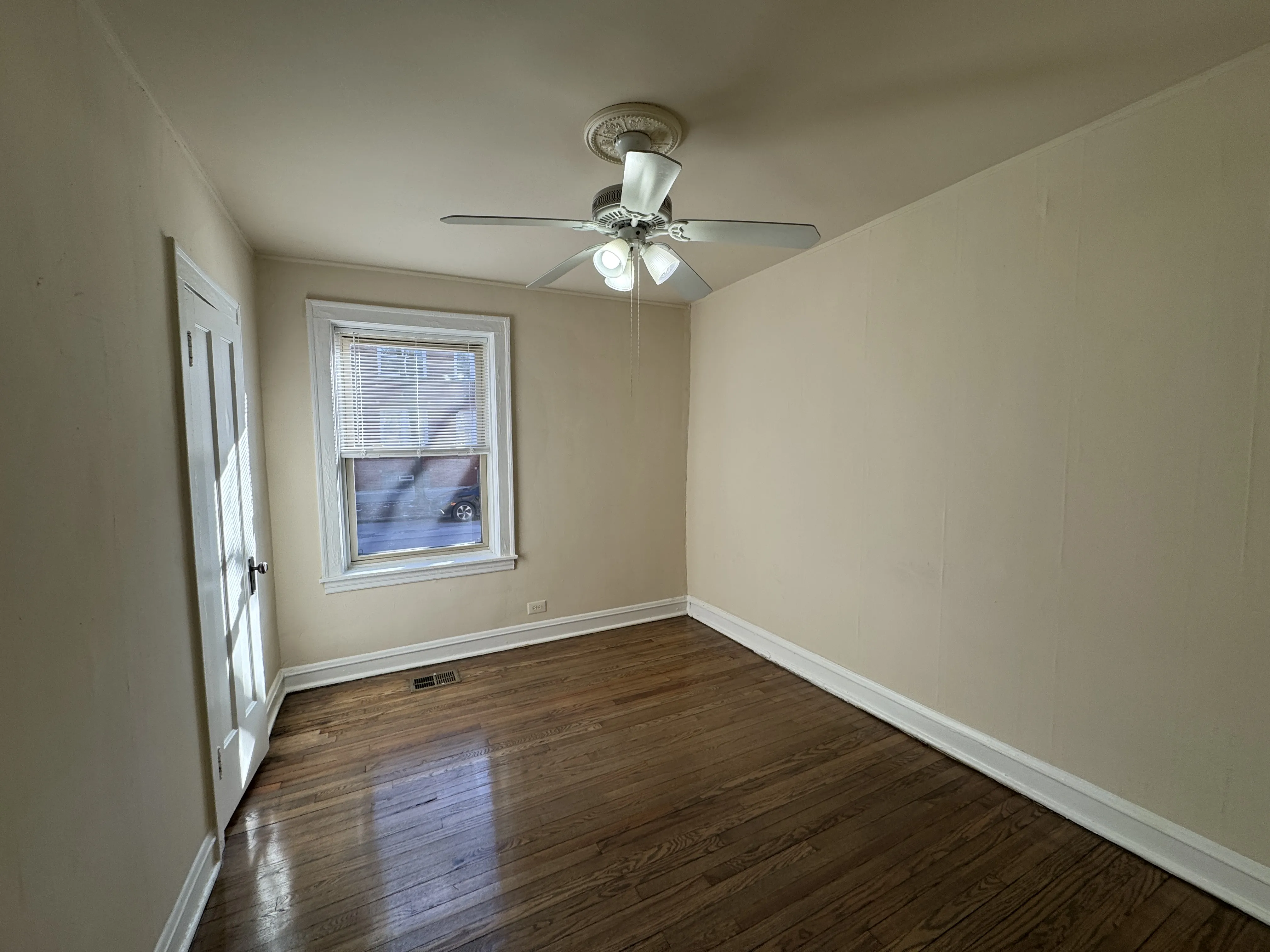 3570 W Henderson St 60618 60618-unit#1-Chicago-IL