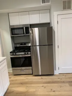 3729 N Kenmore Ave   60613 60613-unit#1R-Chicago-IL