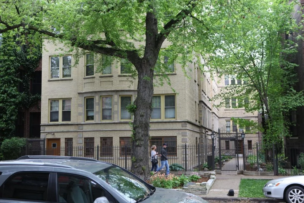 3744 1/2 N SHEFFIELD AVE 60613-Sheffield Apartments-unit#1A-Chicago-IL