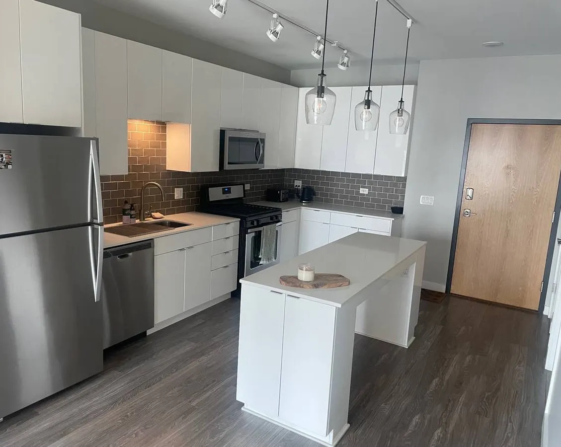 833 N Clark St 60610 60610-Aurelien-unit#2002-Chicago-IL