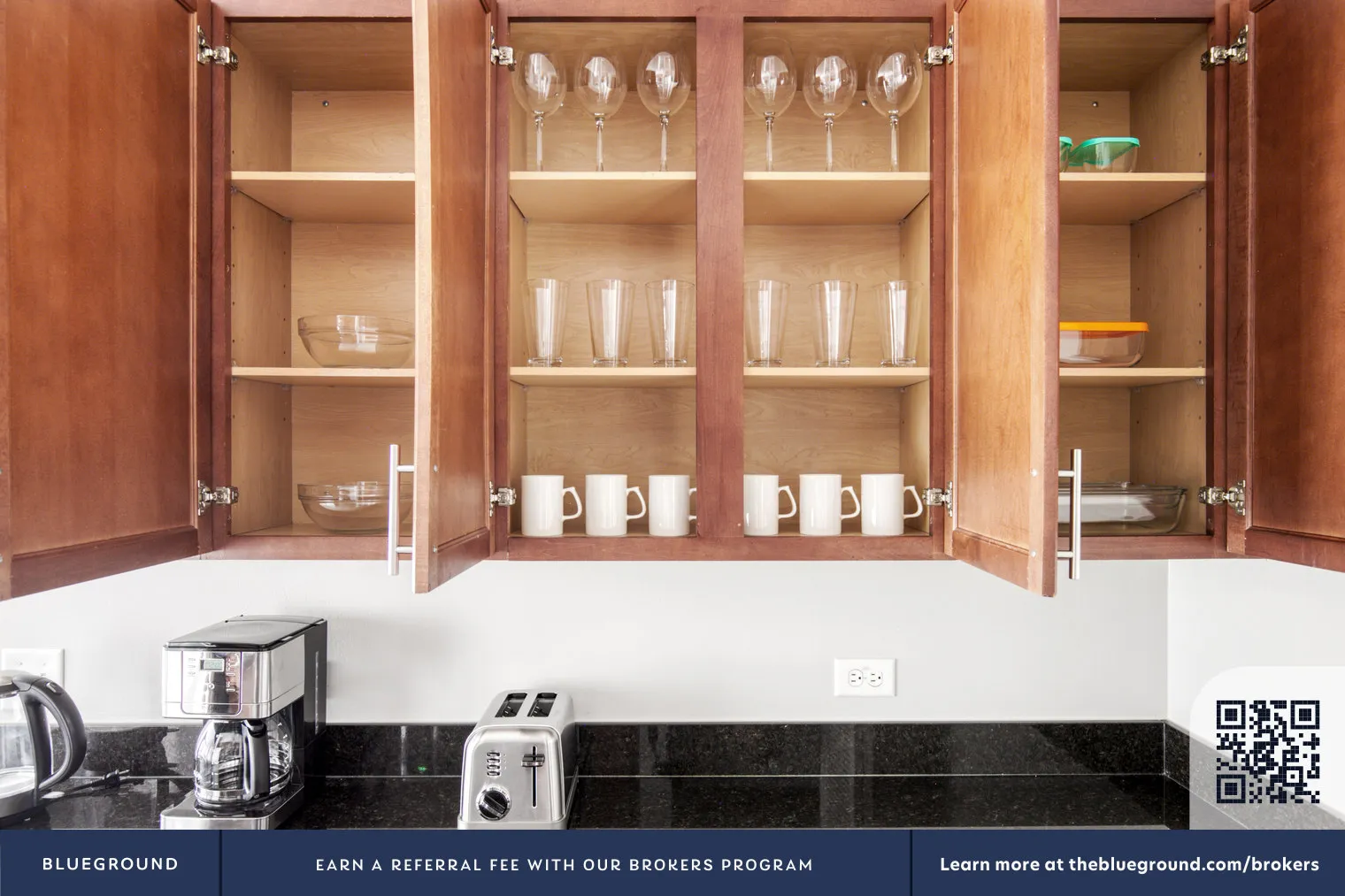 210 N Wells St   60601 60601-Lake & Wells Apartments-unit#ID696-Chicago-IL