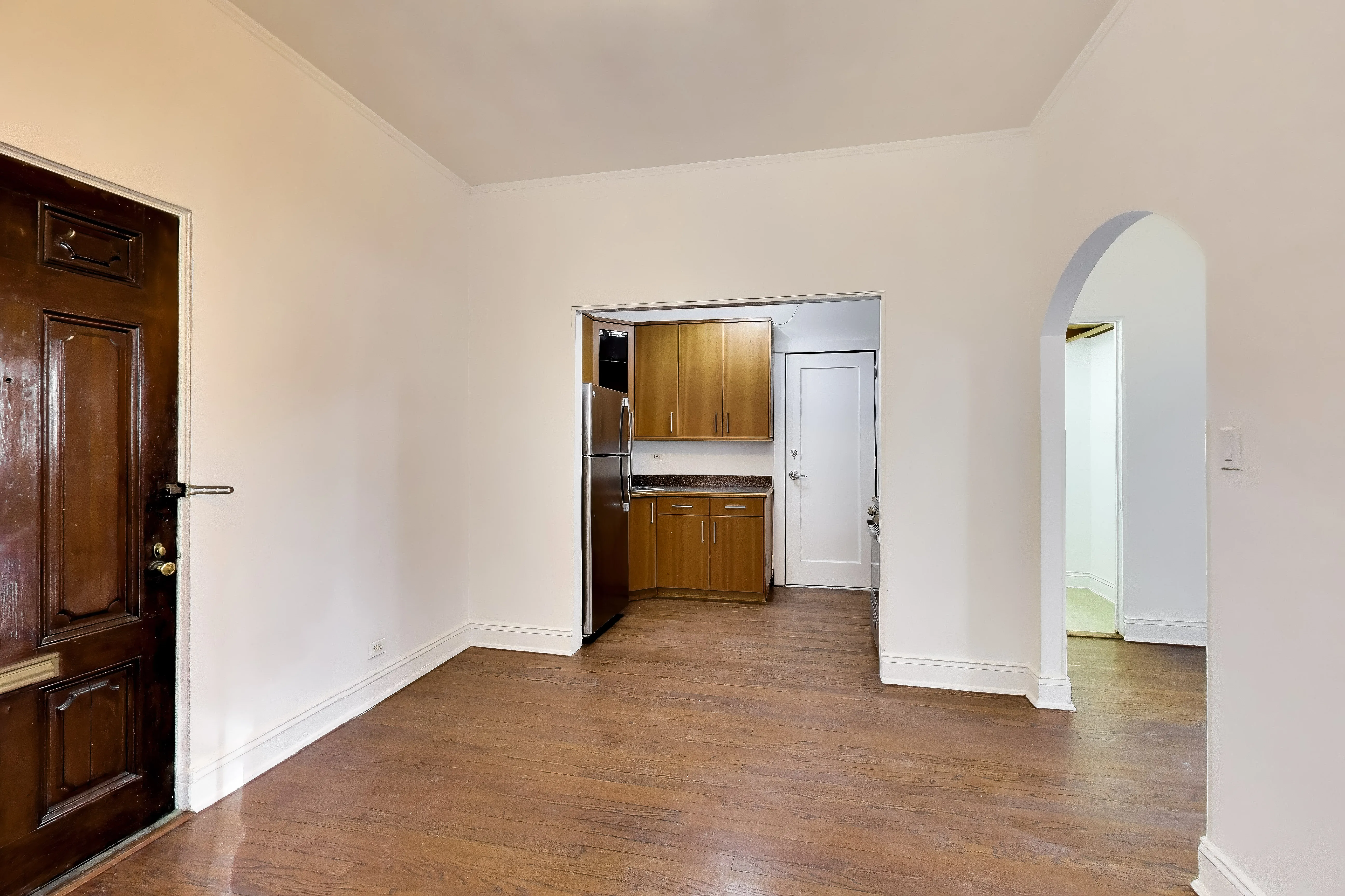 431 W Oakdale Ave   60657 60657-unit#1A-Chicago-IL