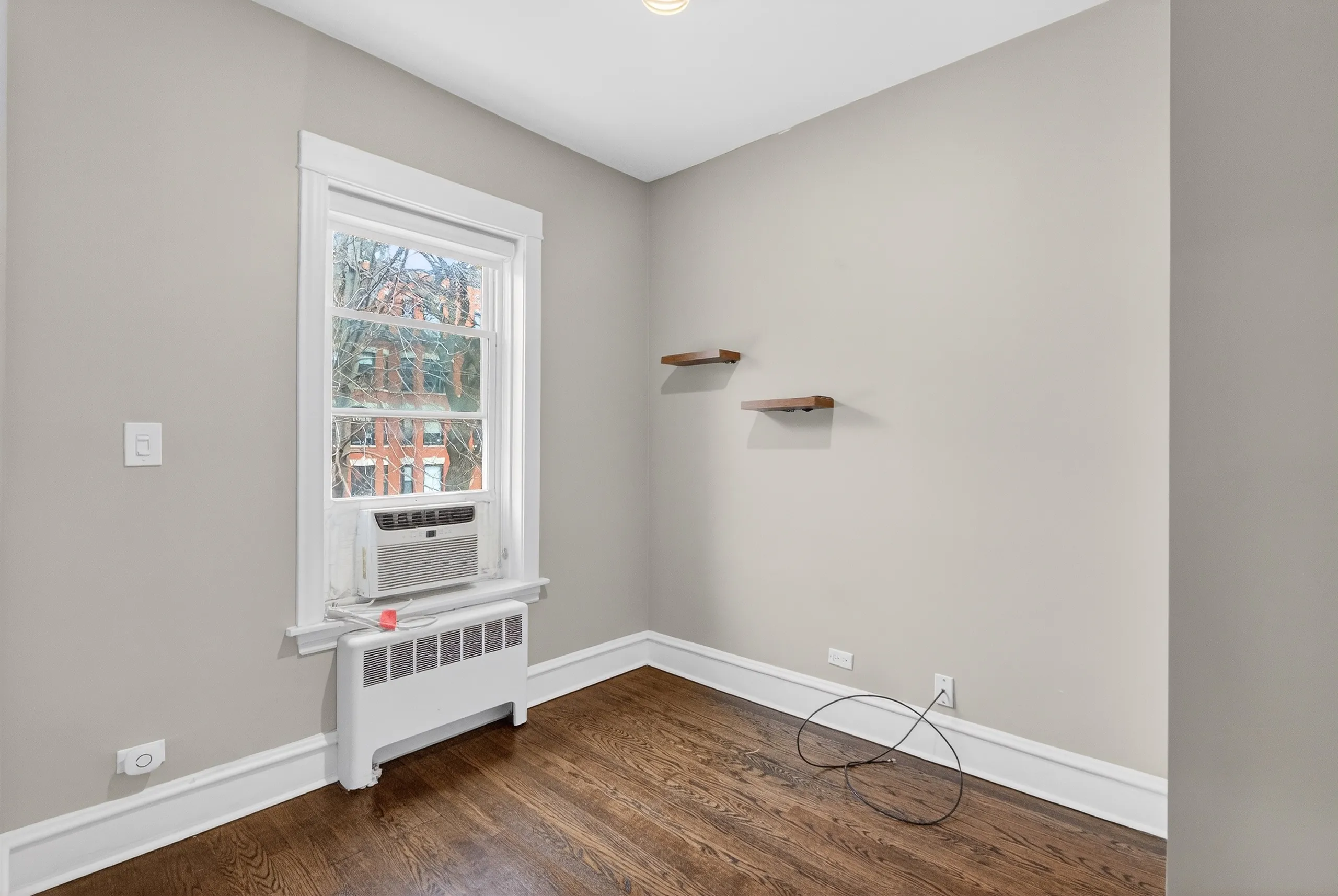 5023 N Winthrop Ave  60640-unit#2-Chicago-IL