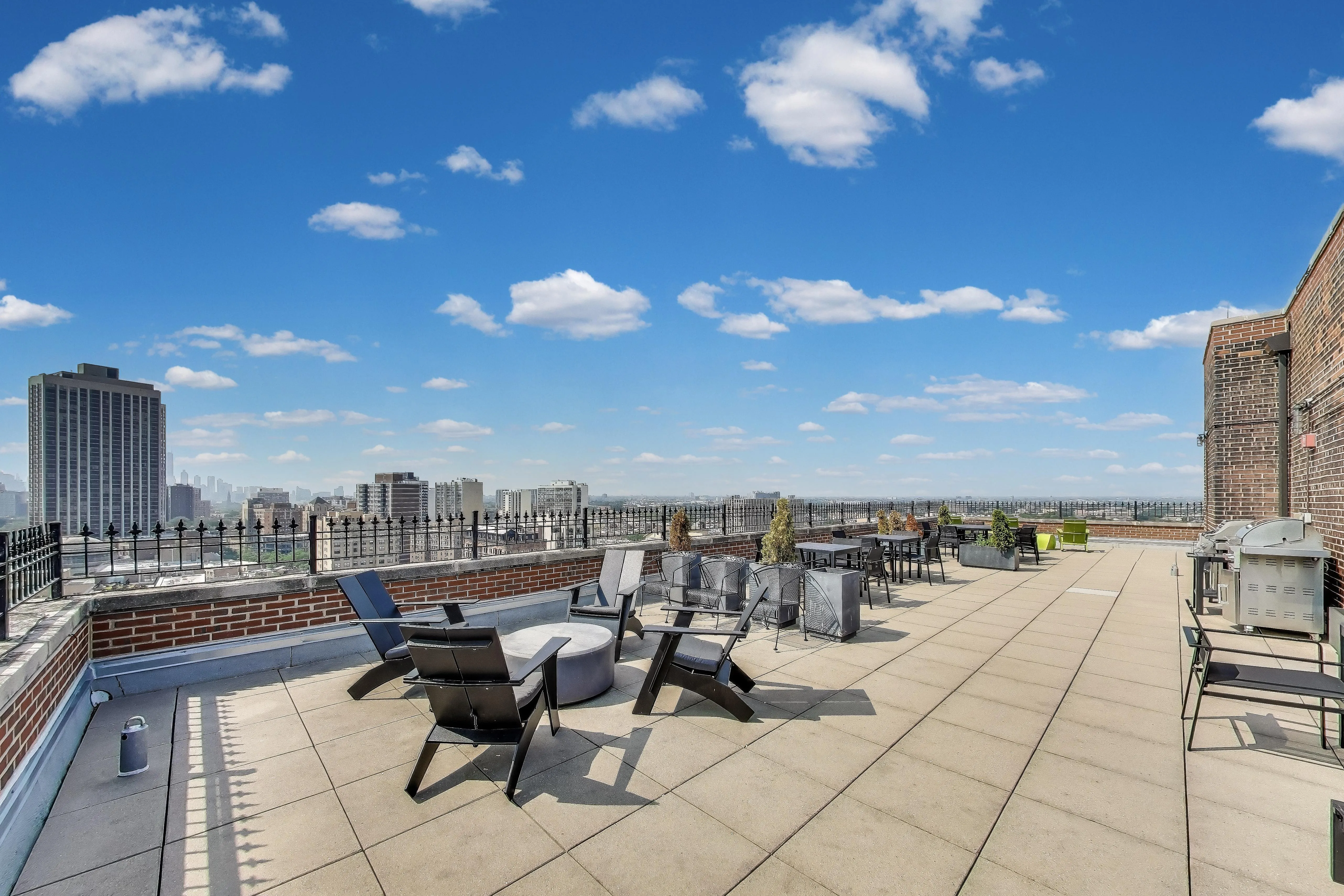 431 W Oakdale Ave   60657 60657-unit#1A-Chicago-IL