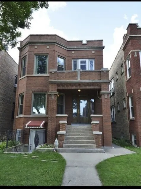 3324 N Hamlin Ave   60618 60618-unit#G-Chicago-IL