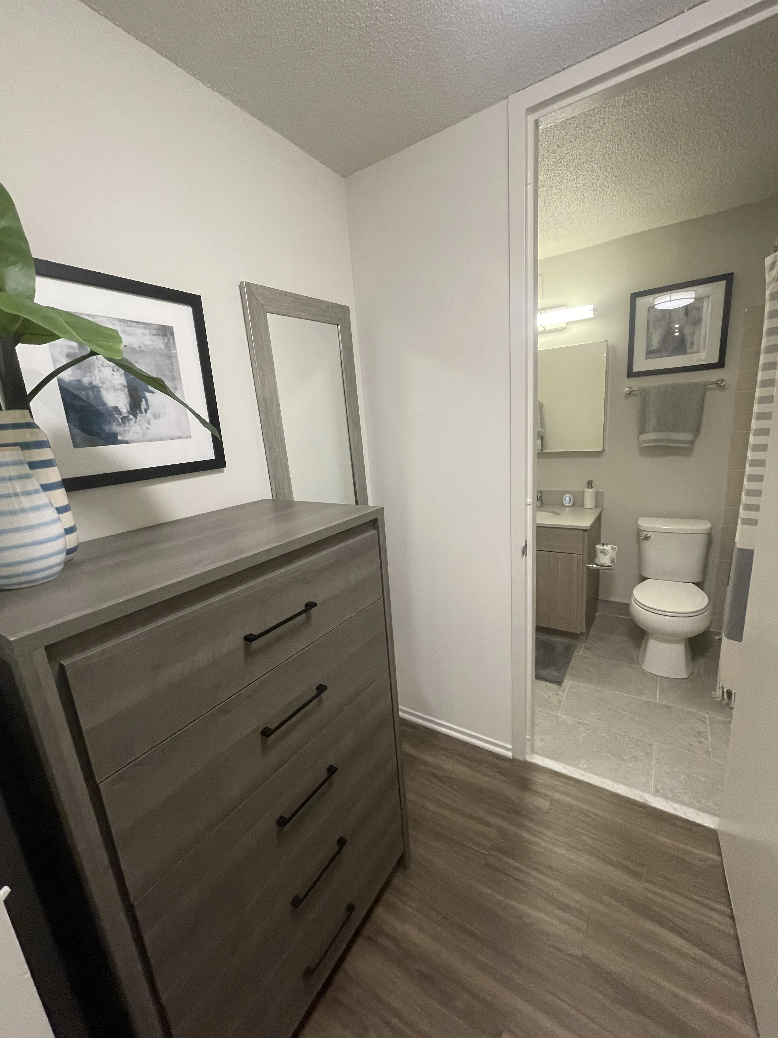 1130 N Dearborn St 60610 60610-unit#1605-Chicago-IL