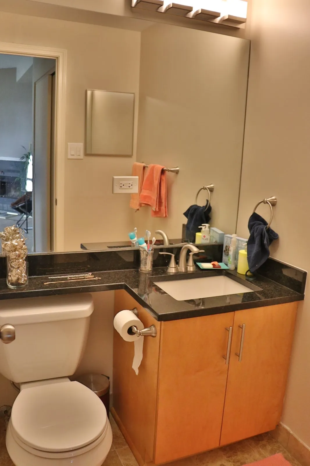 3158 N Clark St 60657 60657-Belmont Court-unit#H2E-Chicago-IL