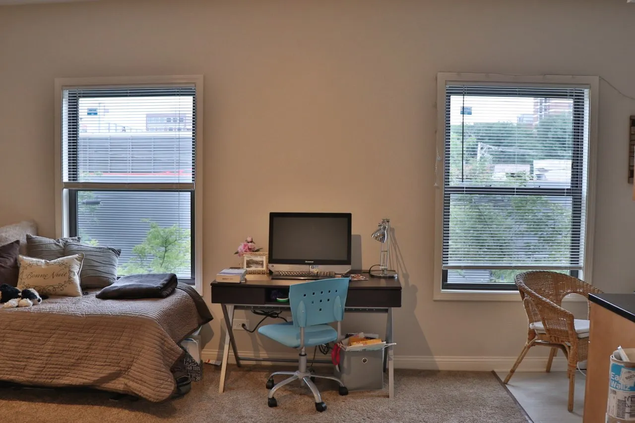 3158 N Clark St   60657 60657-Belmont Court-unit#H2D-Chicago-IL