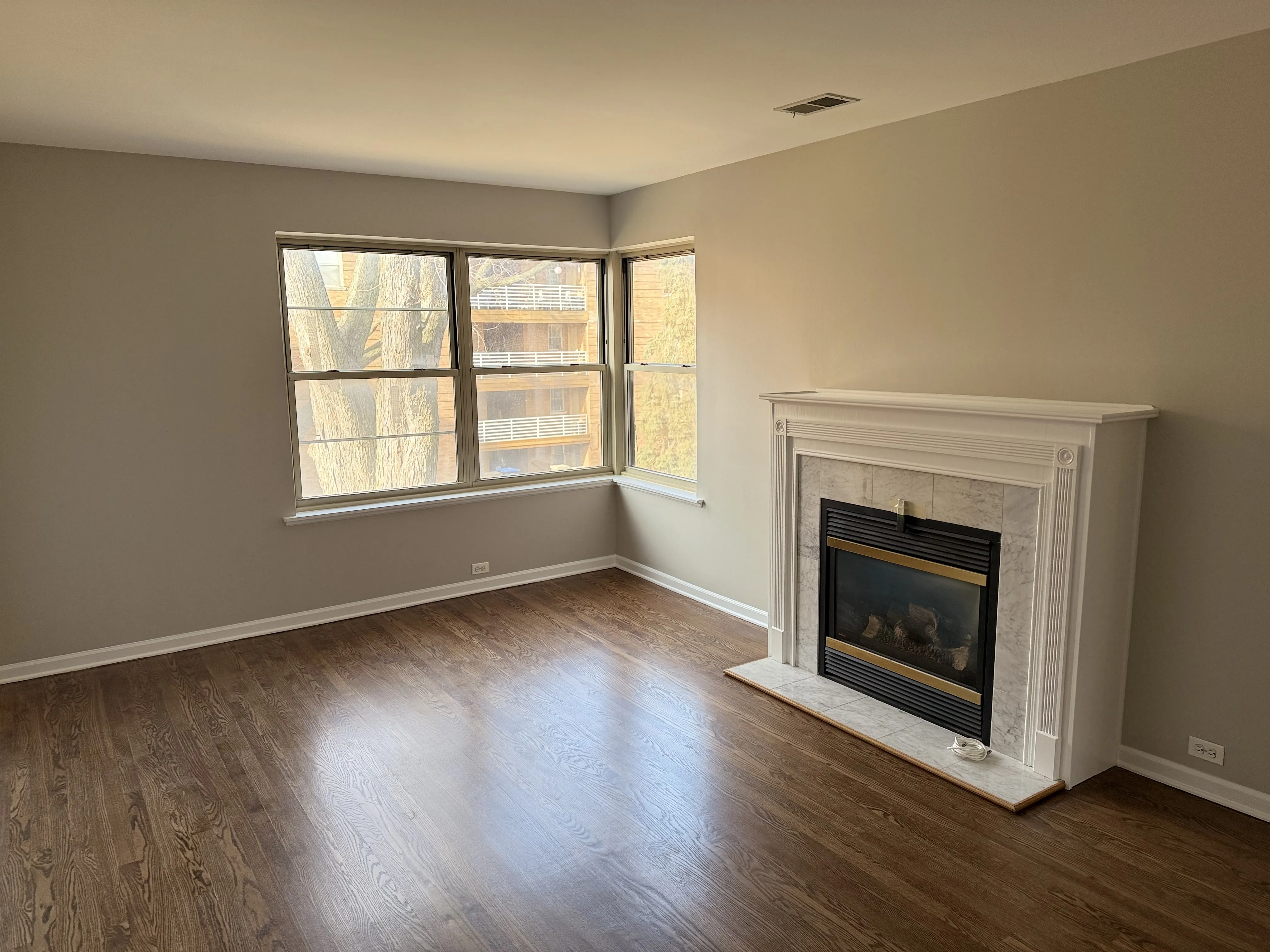 4911 N Wolcott Ave 60640-Wolcott Village-unit#2A-Chicago-IL
