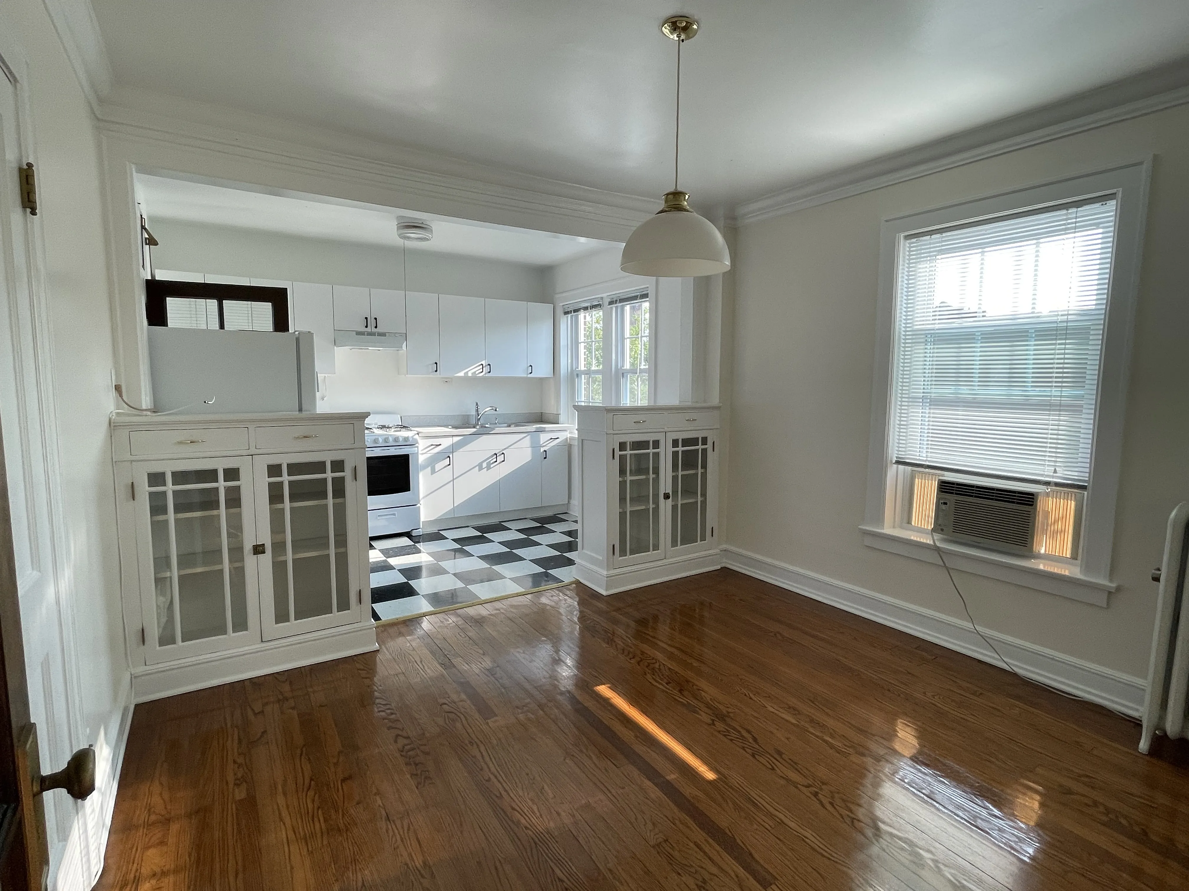 1973 W FARRAGUT AVE 60640-unit#3W-Chicago-IL