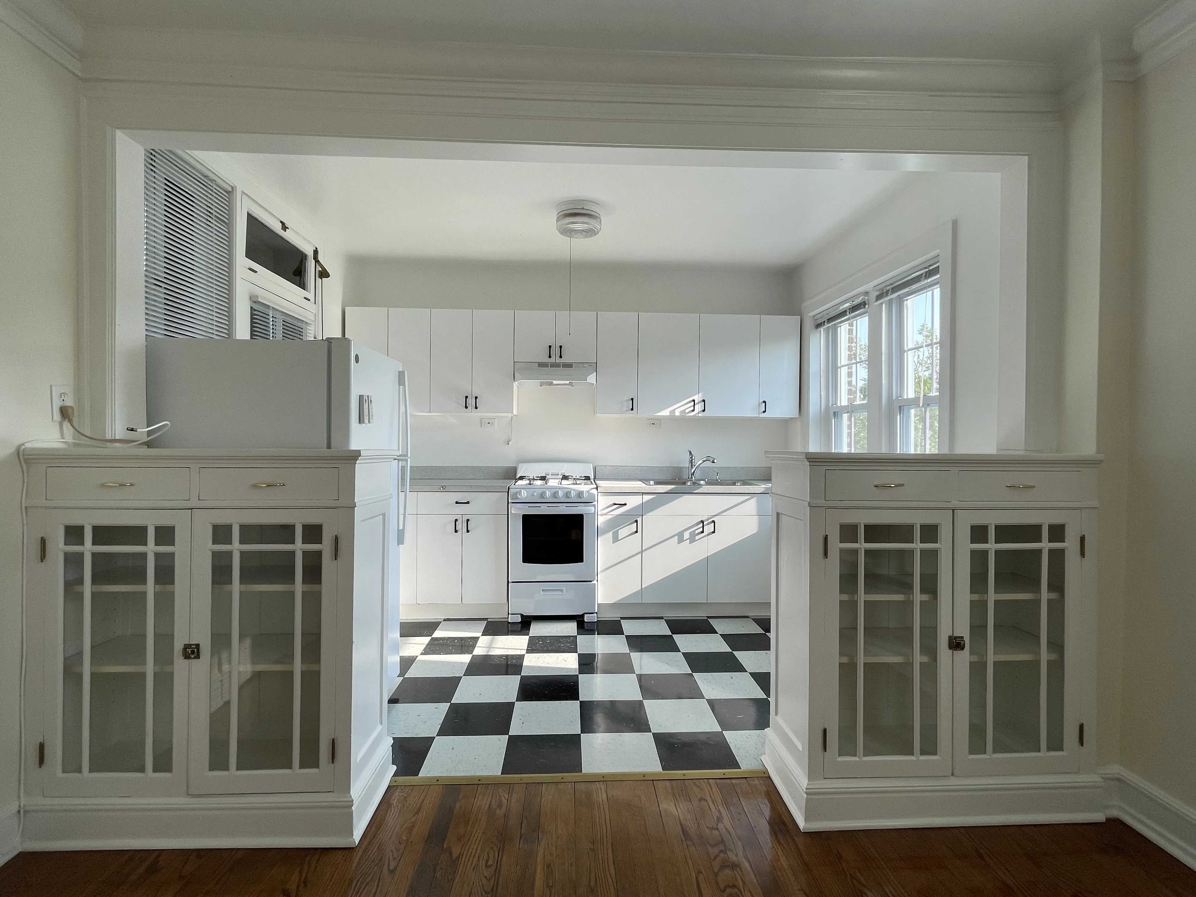 1973 W FARRAGUT AVE 60640-unit#3W-Chicago-IL