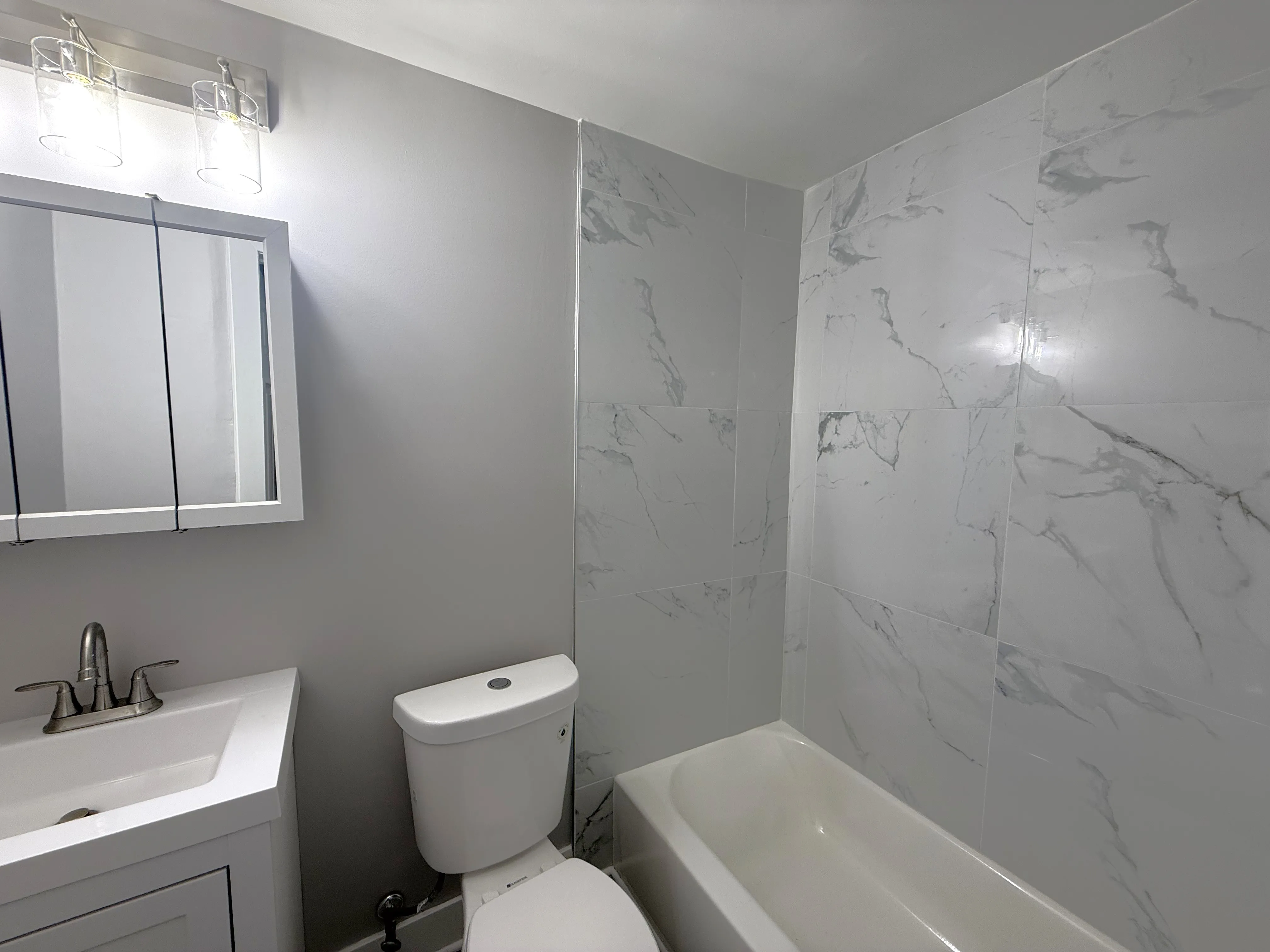 3575 W Dickens Ave   60647 60647-unit#2F-Chicago-IL