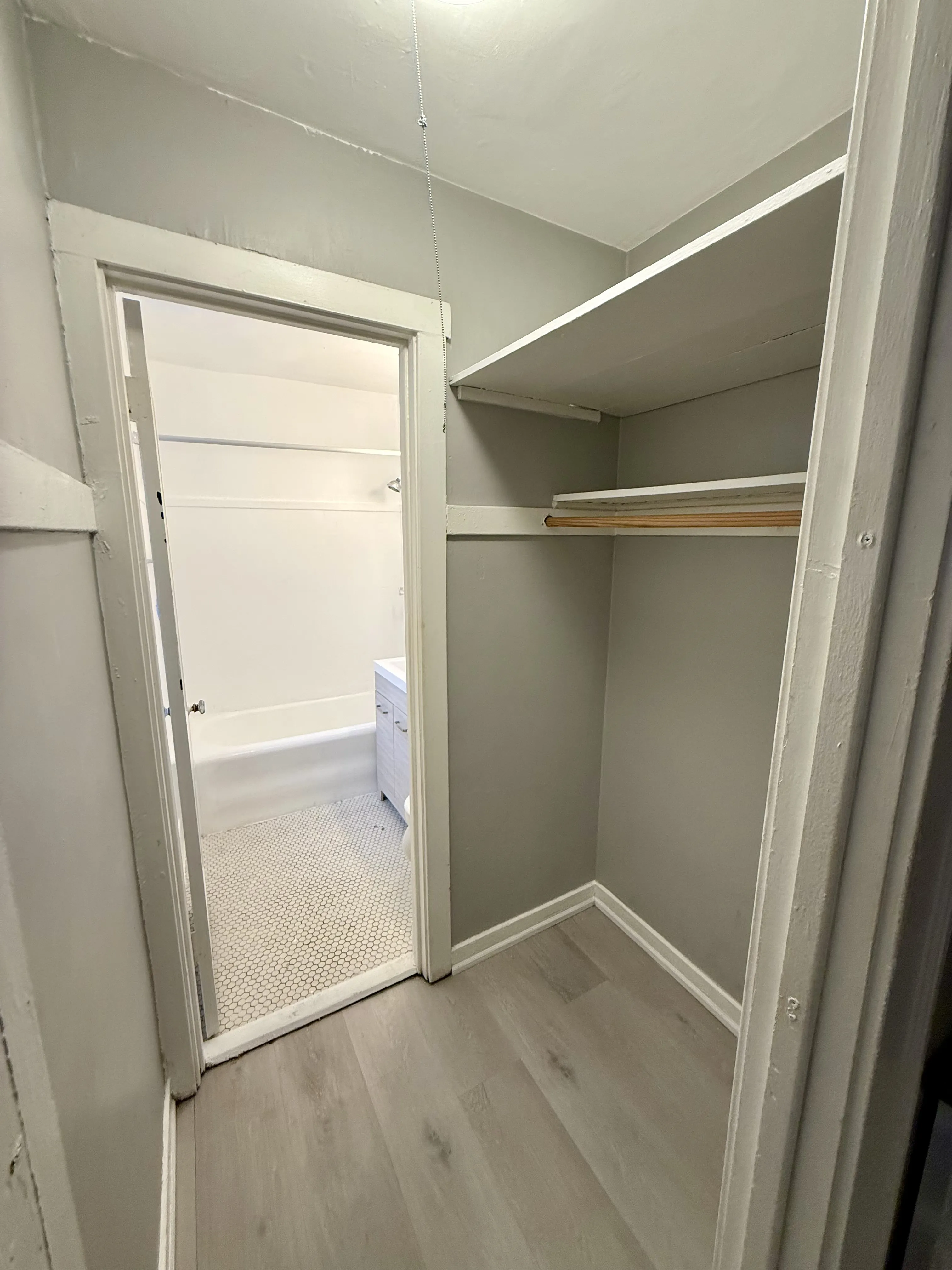 525 W ARLINGTON PL 60614-The Granada Apartments-unit#Apt C-Chicago-IL