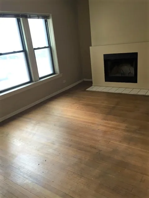 3707 N Pine Grove Ave   60613 60613-PineGrove -unit#1A-Chicago-IL