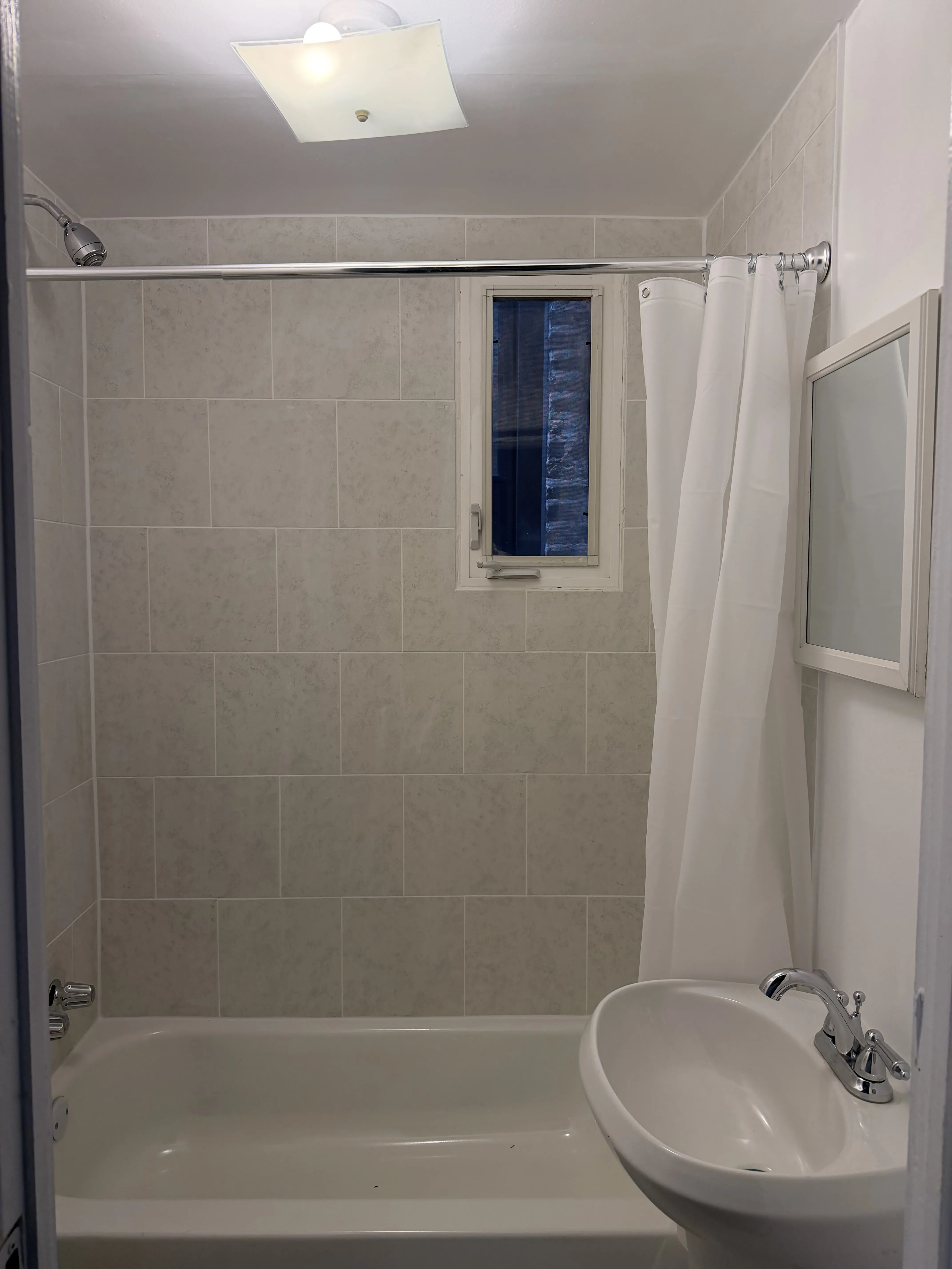 837 N Francisco Ave   60622 60622-unit#2F-Chicago-IL