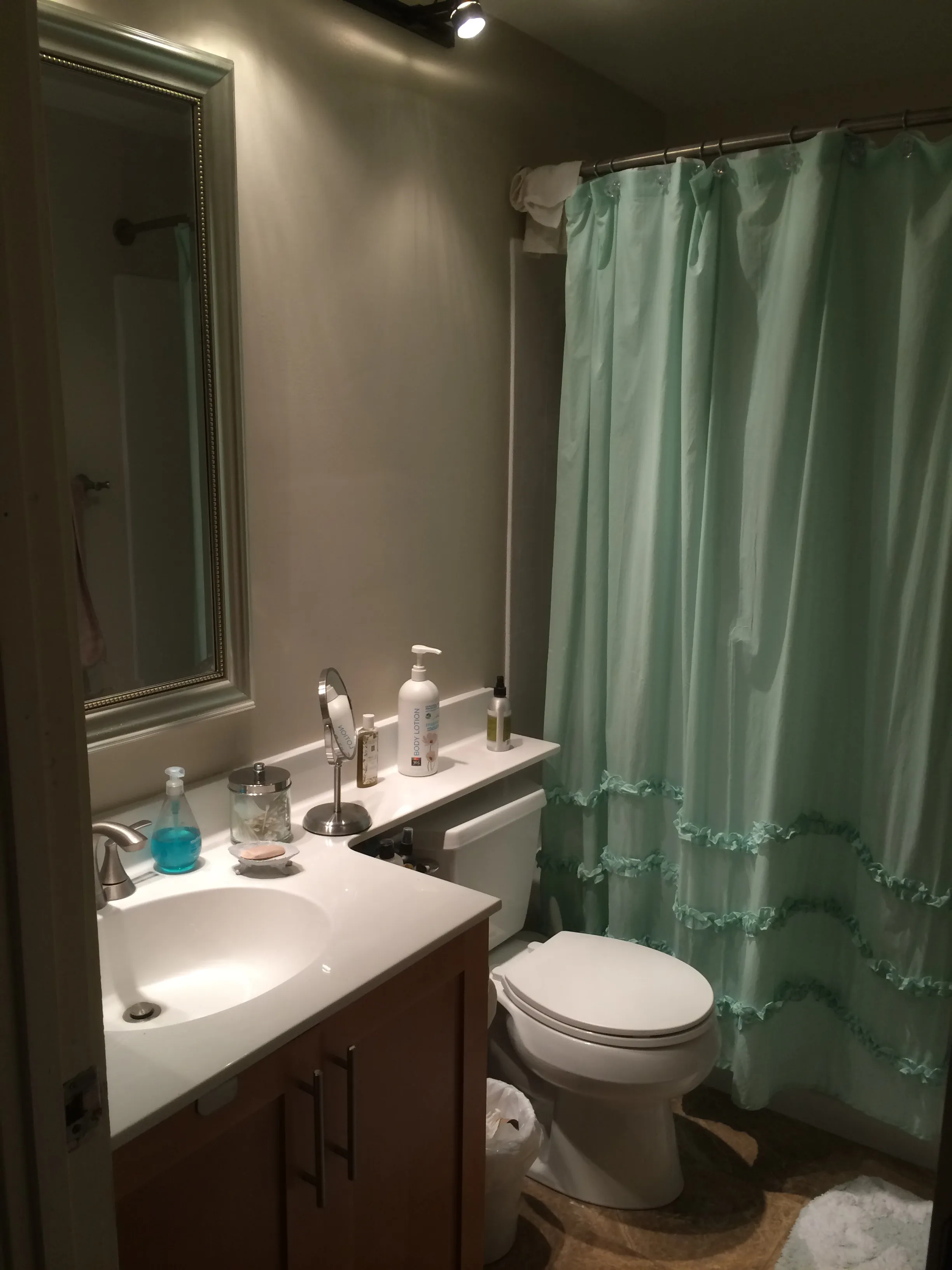 1301 W Fletcher St   60657 60657-Brewery Lofts-unit#022-Chicago-IL