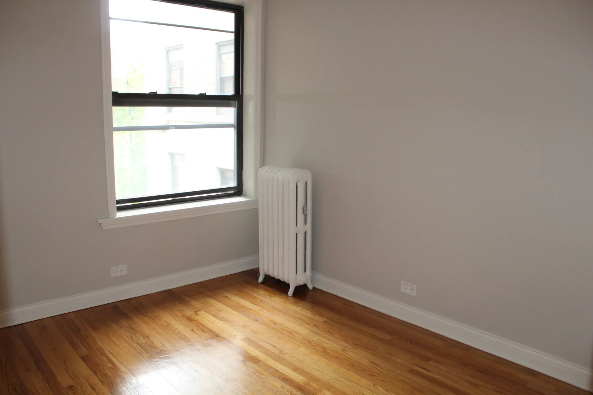 608 W Belmont Ave   60657 60657-Belmont Apartments-unit#612 2W-Chicago-IL