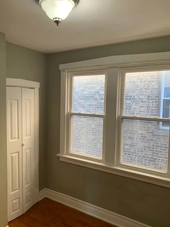 4704 W WAVELAND AVE 60641-unit#2-Chicago-IL