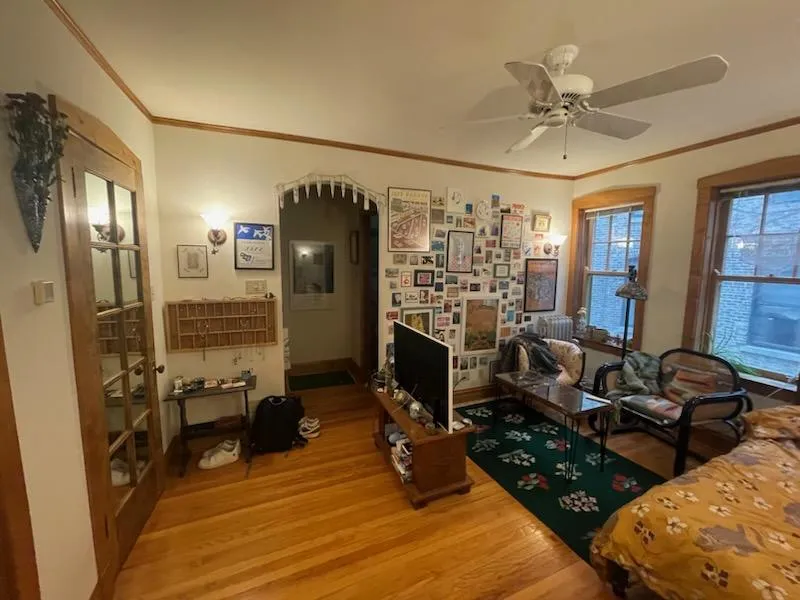 3744 1/2 N SHEFFIELD AVE 60613-Sheffield Apartments-unit#1A-Chicago-IL