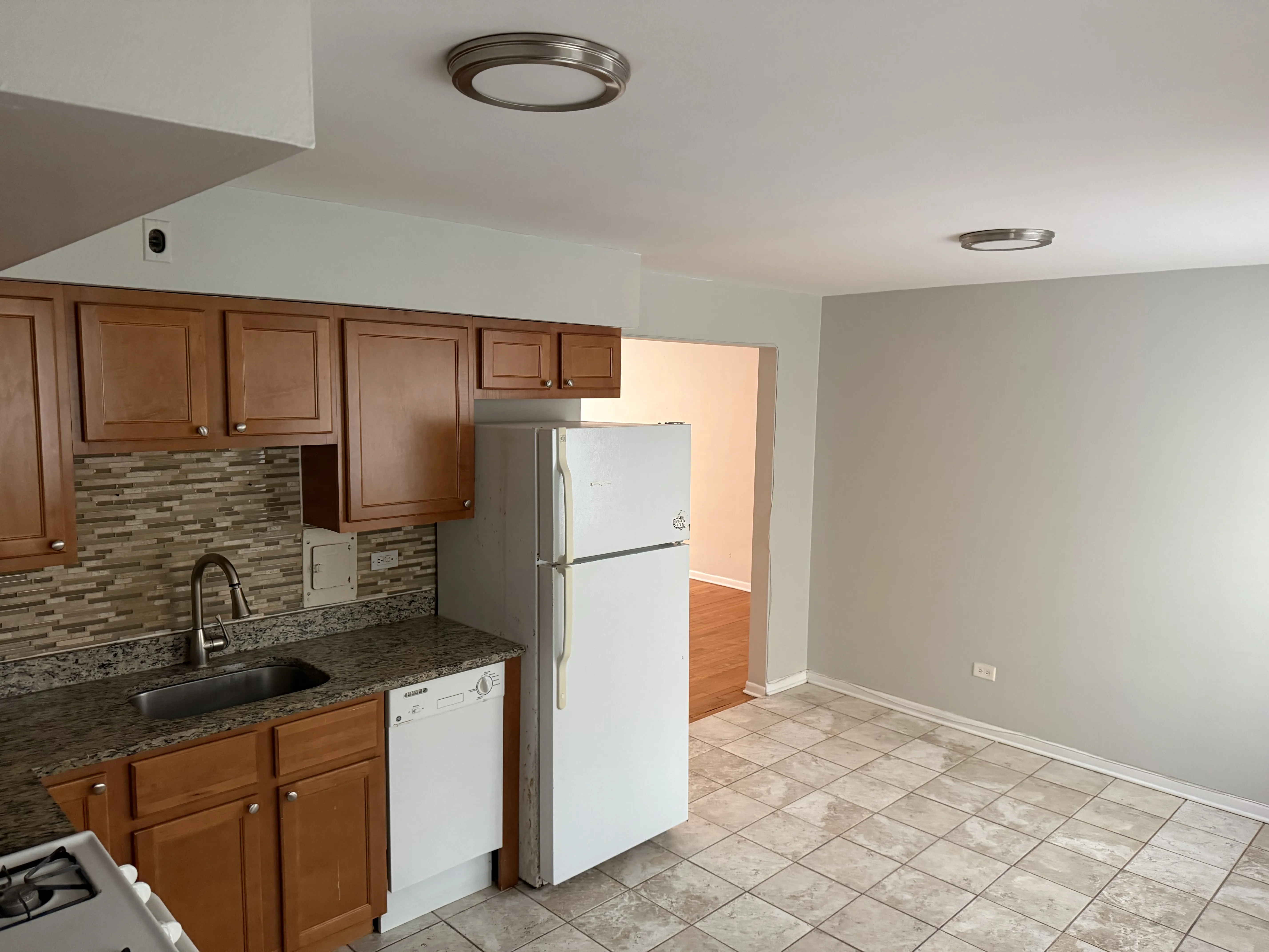 1405 W Sherwin Ave   60626 60626-unit#1S-Chicago-IL