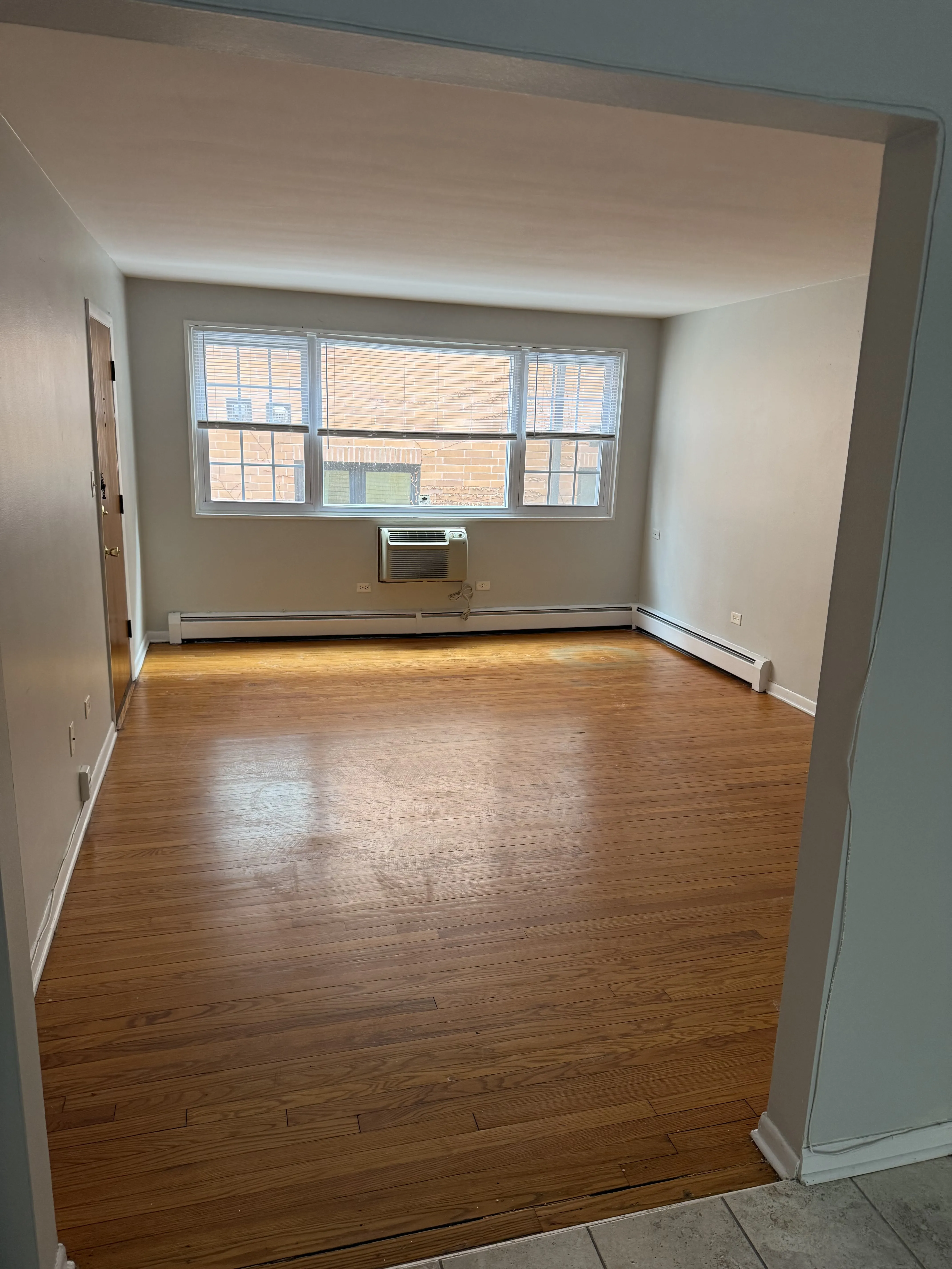 1405 W Sherwin Ave   60626 60626-unit#1S-Chicago-IL