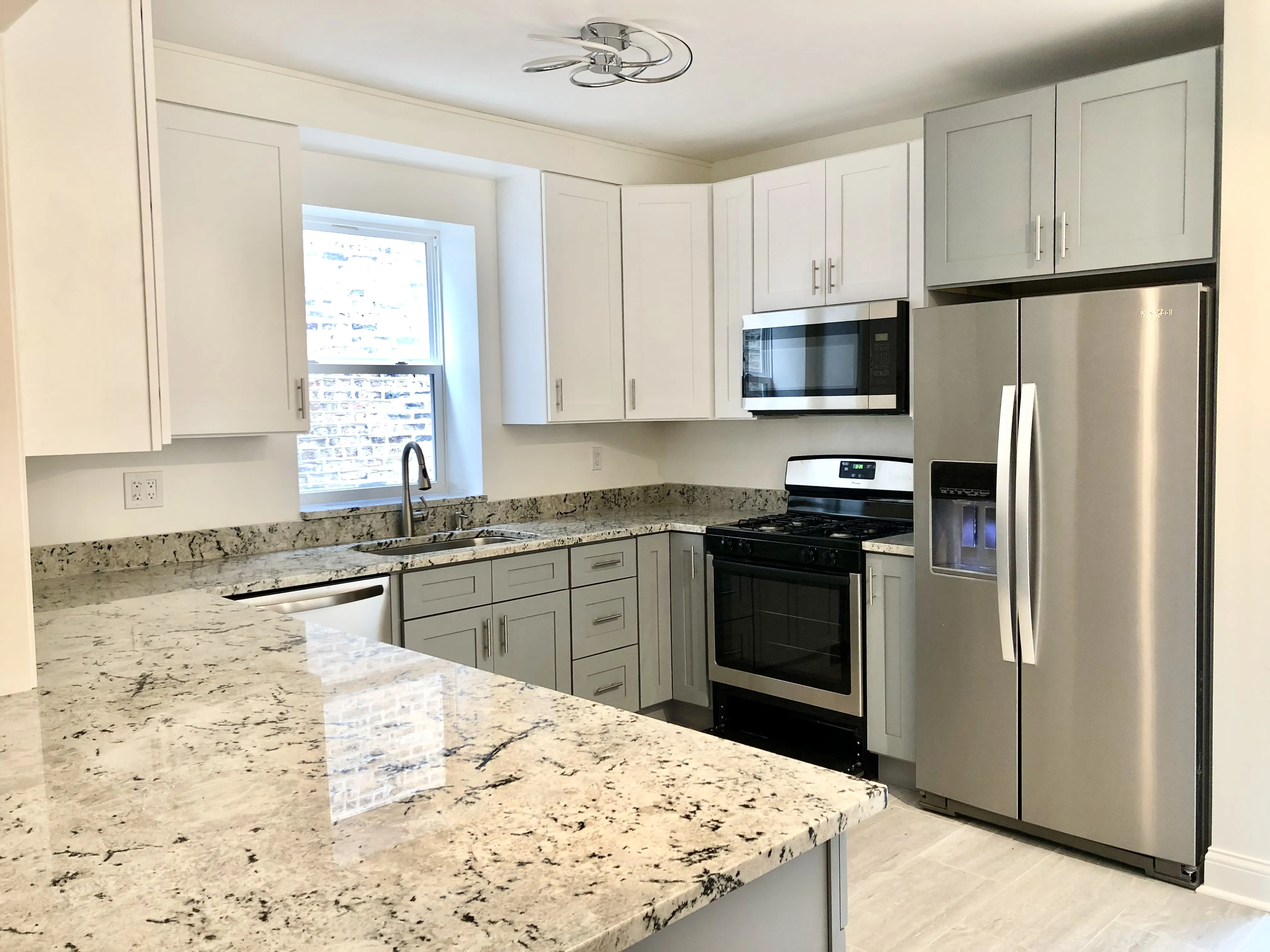 1907 W WAVELAND AVE 60613-1907 W Waveland-unit#1 Fl-Chicago-IL