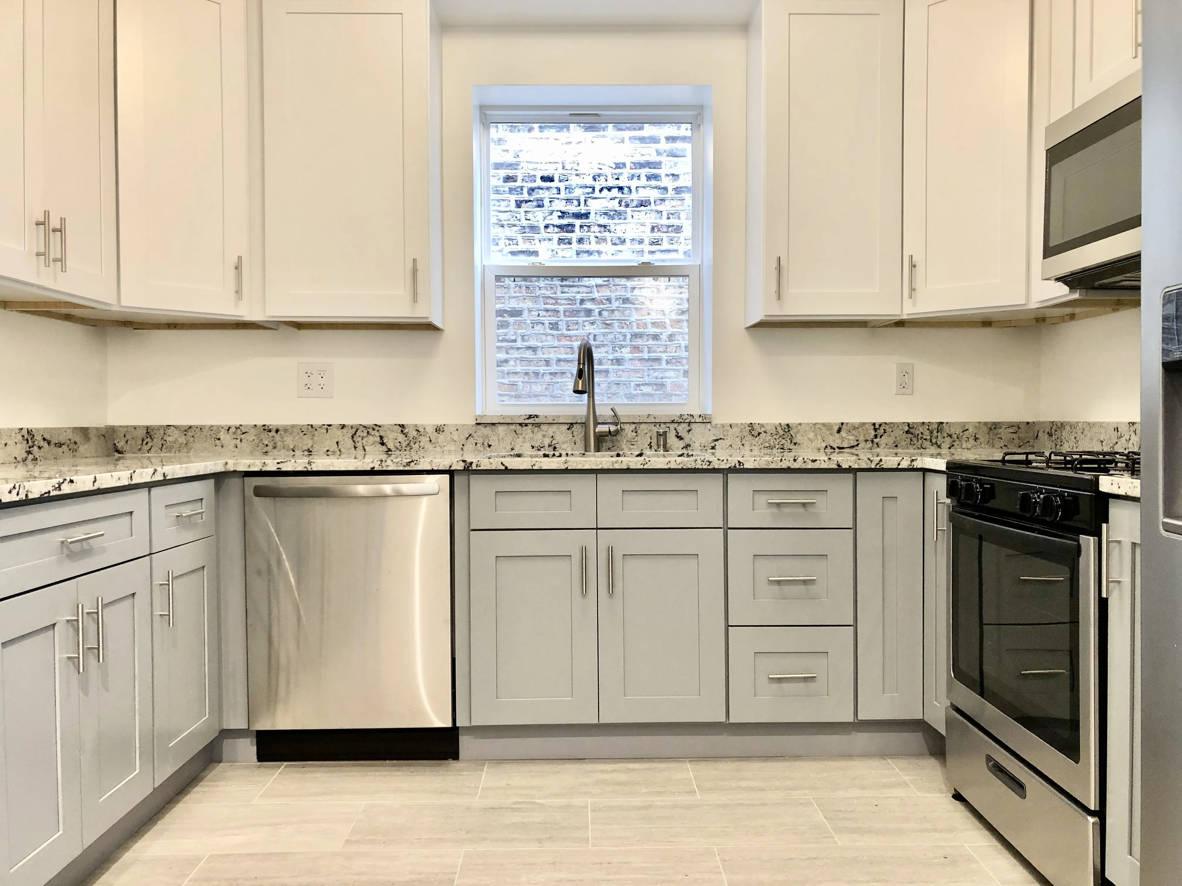 1907 W WAVELAND AVE 60613-1907 W Waveland-unit#1 Fl-Chicago-IL