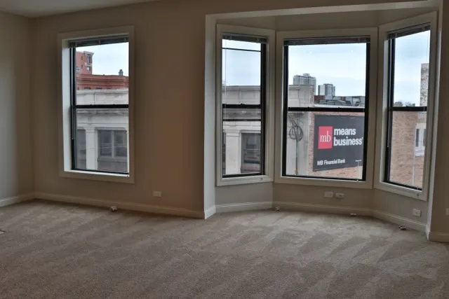 3158 N Clark St   60657 60657-Belmont Court-unit#E5-Chicago-IL