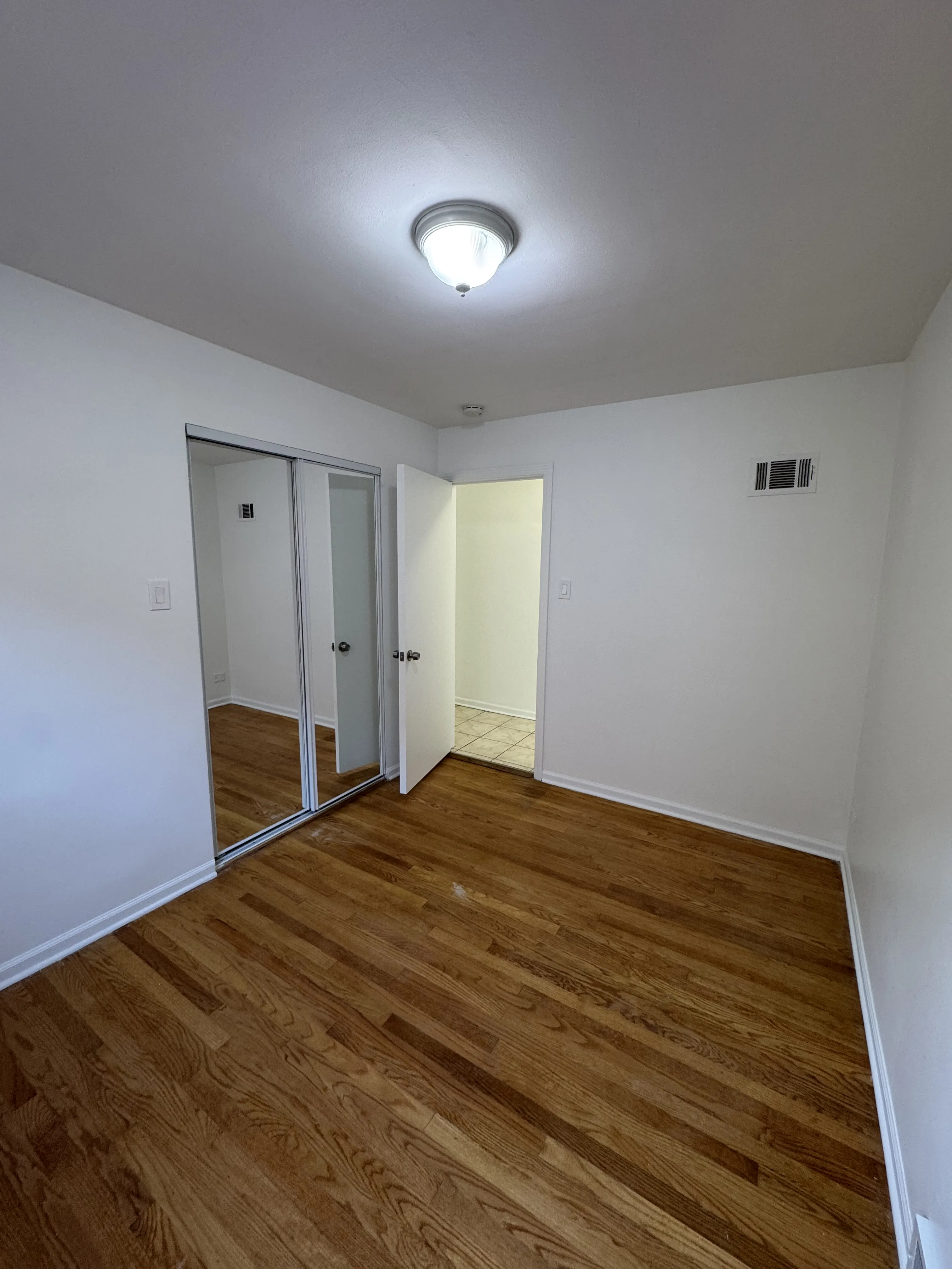 4845 Hull St 60077 60077-unit#2E-Skokie-IL