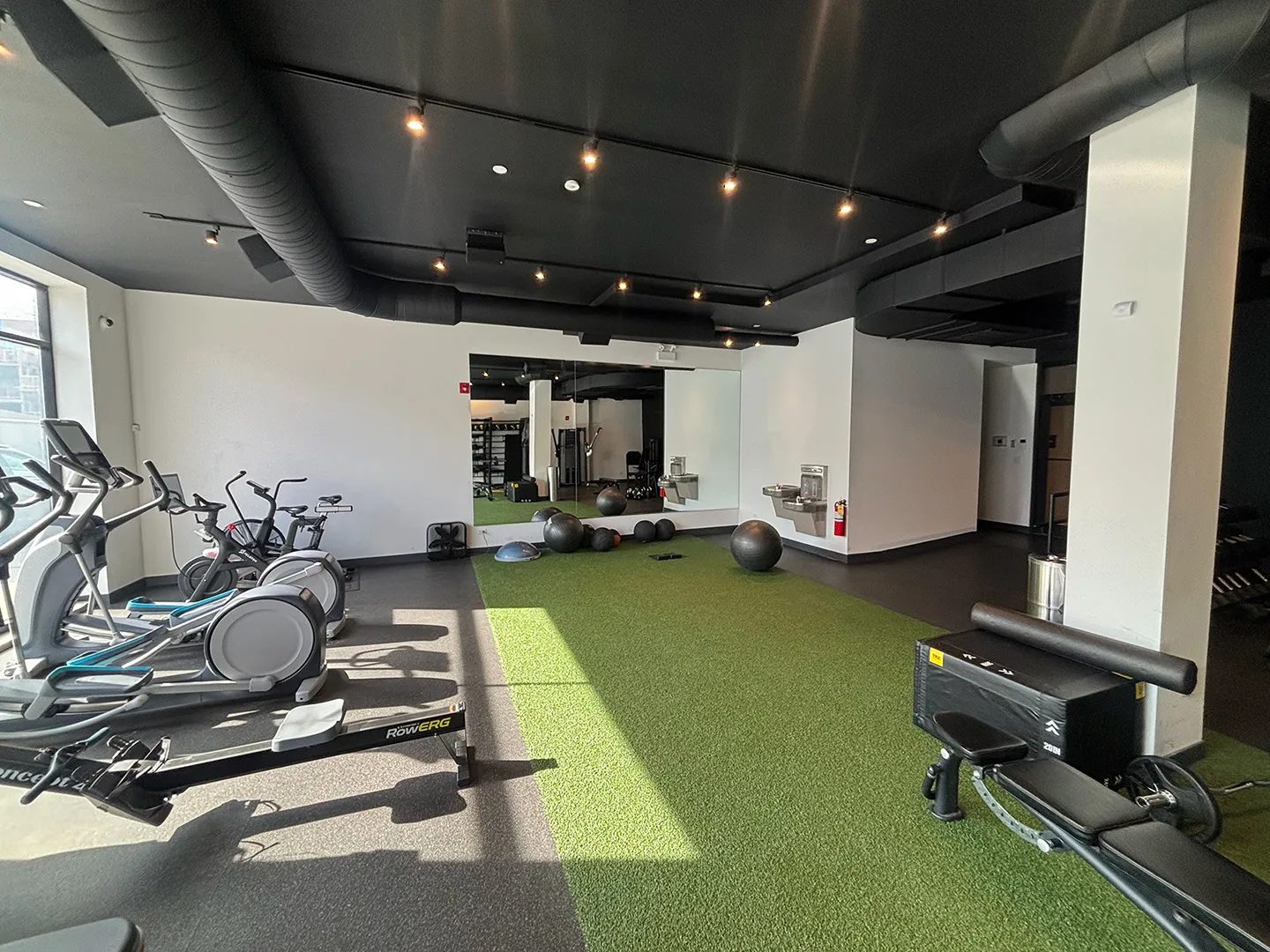 4806 N Magnolia Ave   60640 60640-unit#211-Chicago-IL