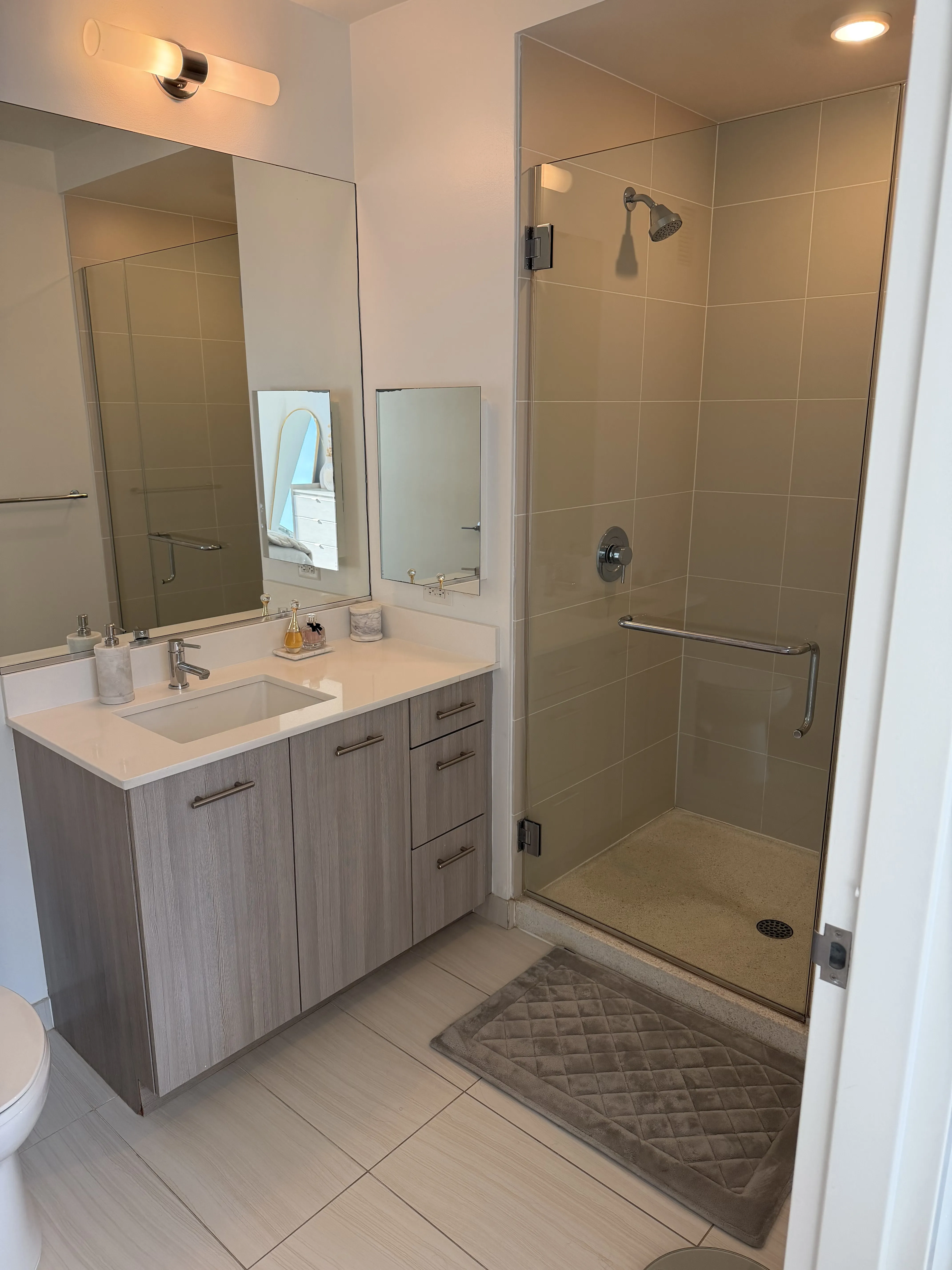 25 W Randolph St   60601 60601-Marquee Block 37-Chicago-IL