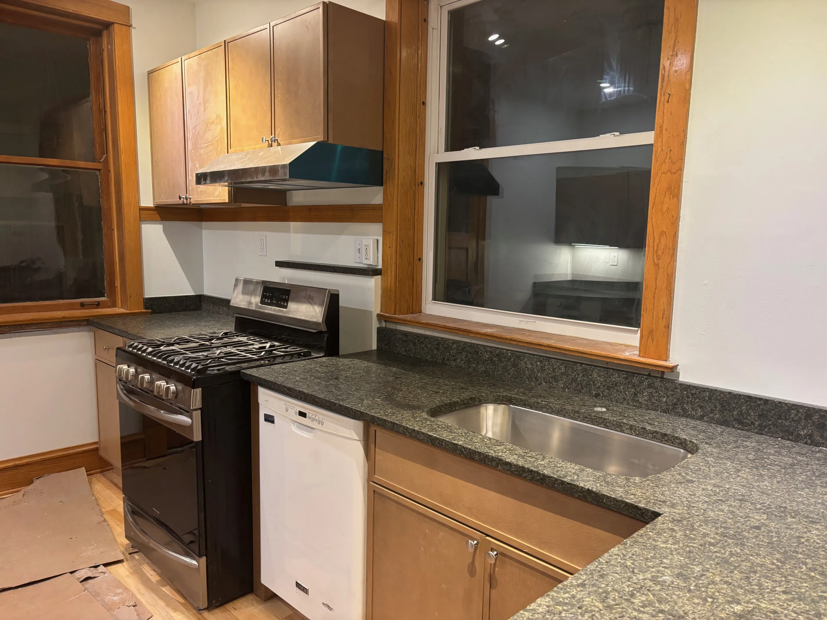 1412 W THORNDALE AVE 60660-1412 W. THorndale-unit#3-Chicago-IL