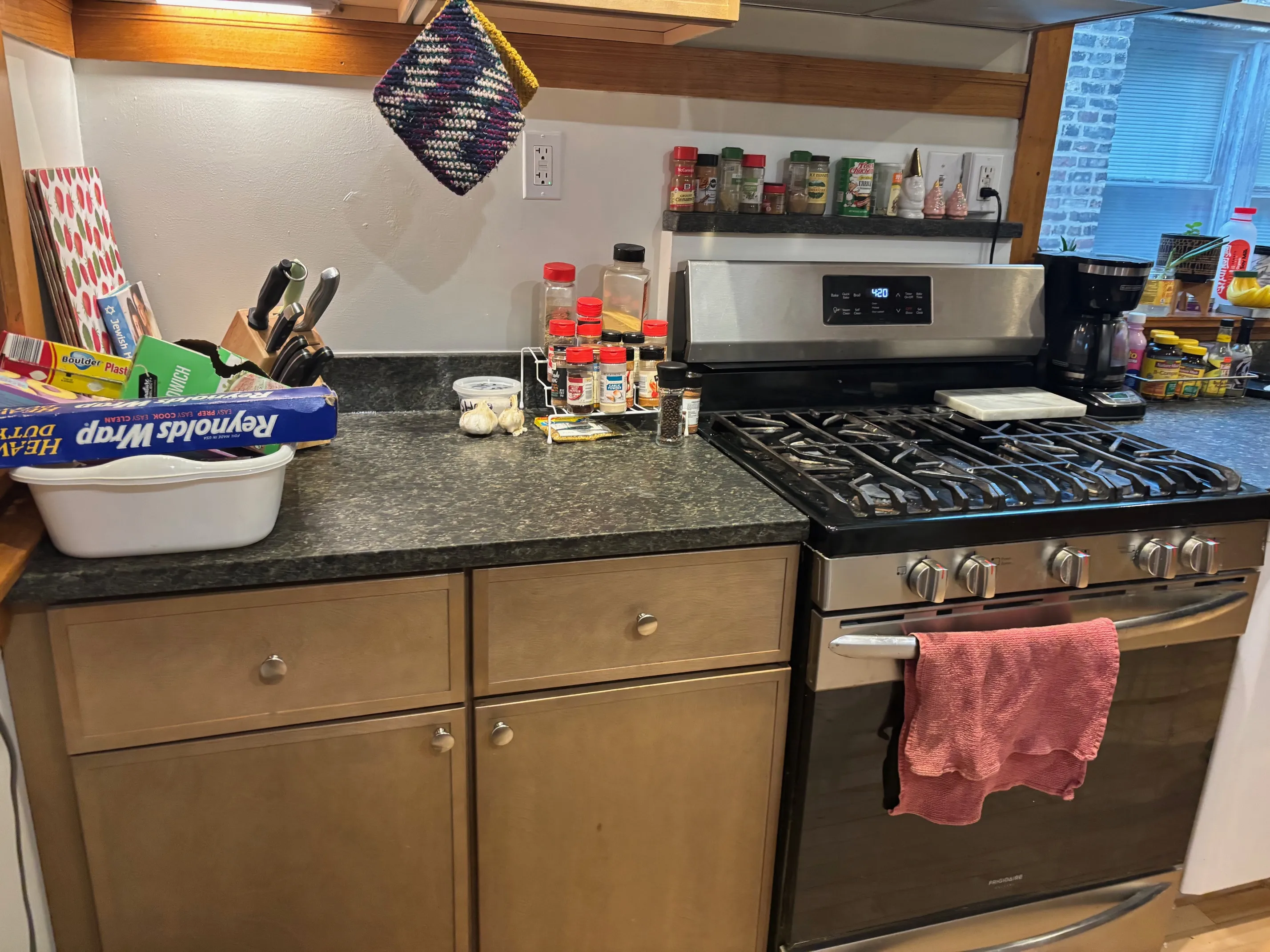 1412 W THORNDALE AVE 60660-1412 W. THorndale-unit#3-Chicago-IL