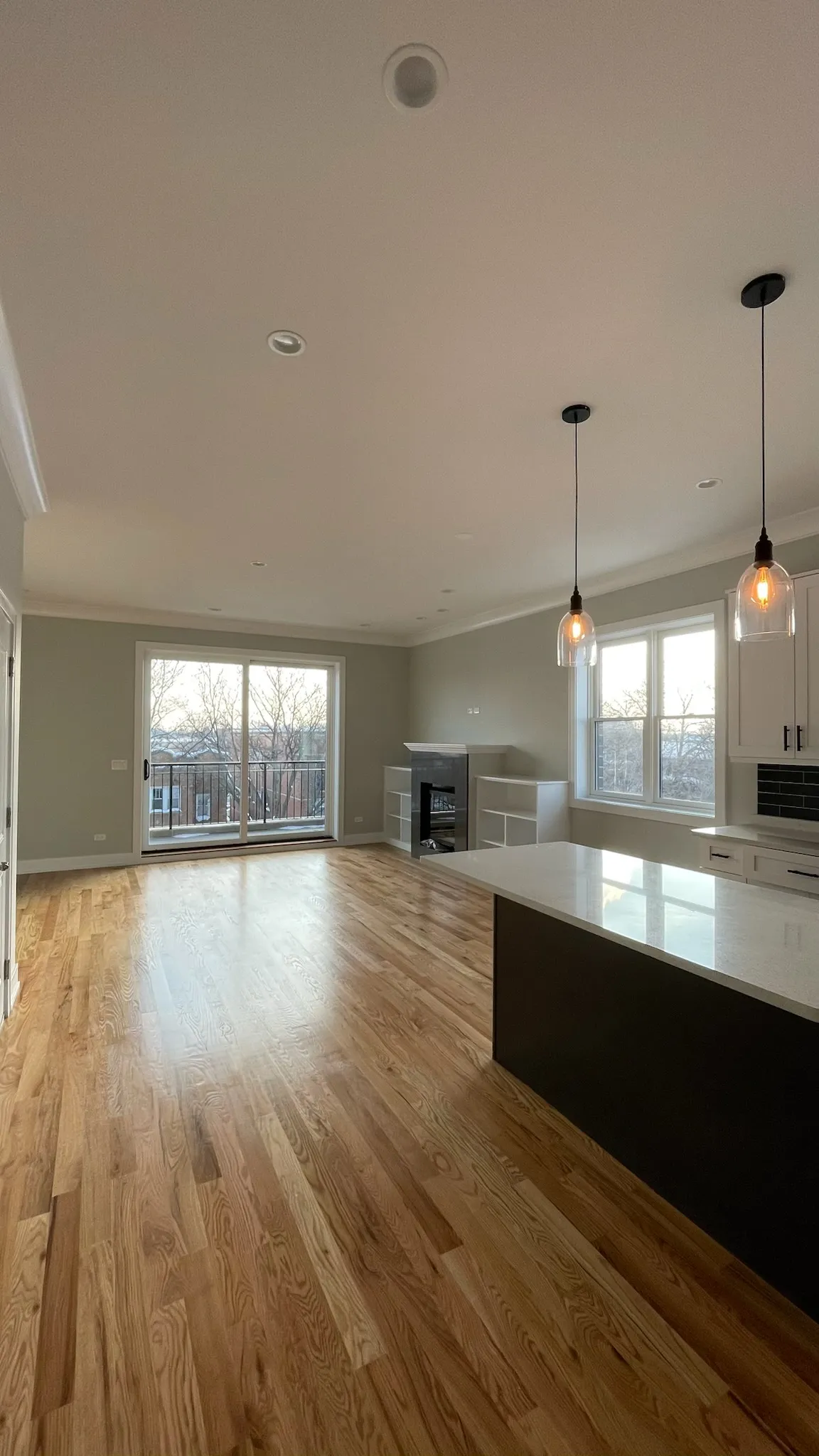 5522 W Higgins Ave   60630 60630-unit# 1W -Chicago-IL