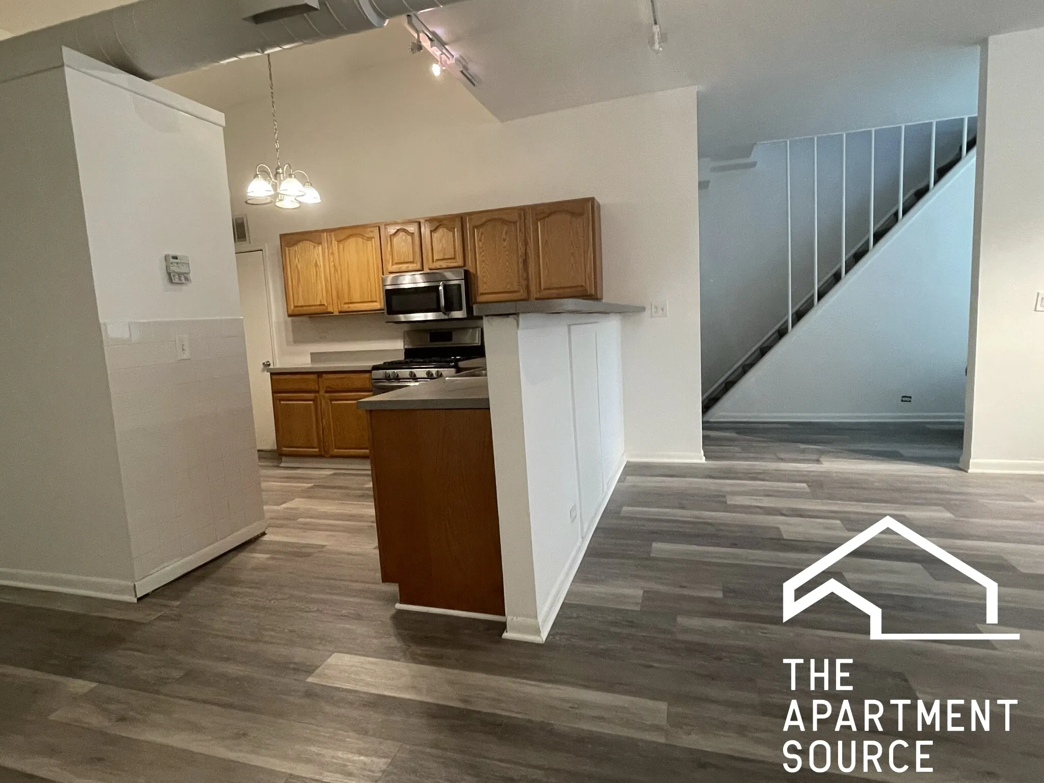 1844 W Henderson St   60657 60657-Chicago-IL