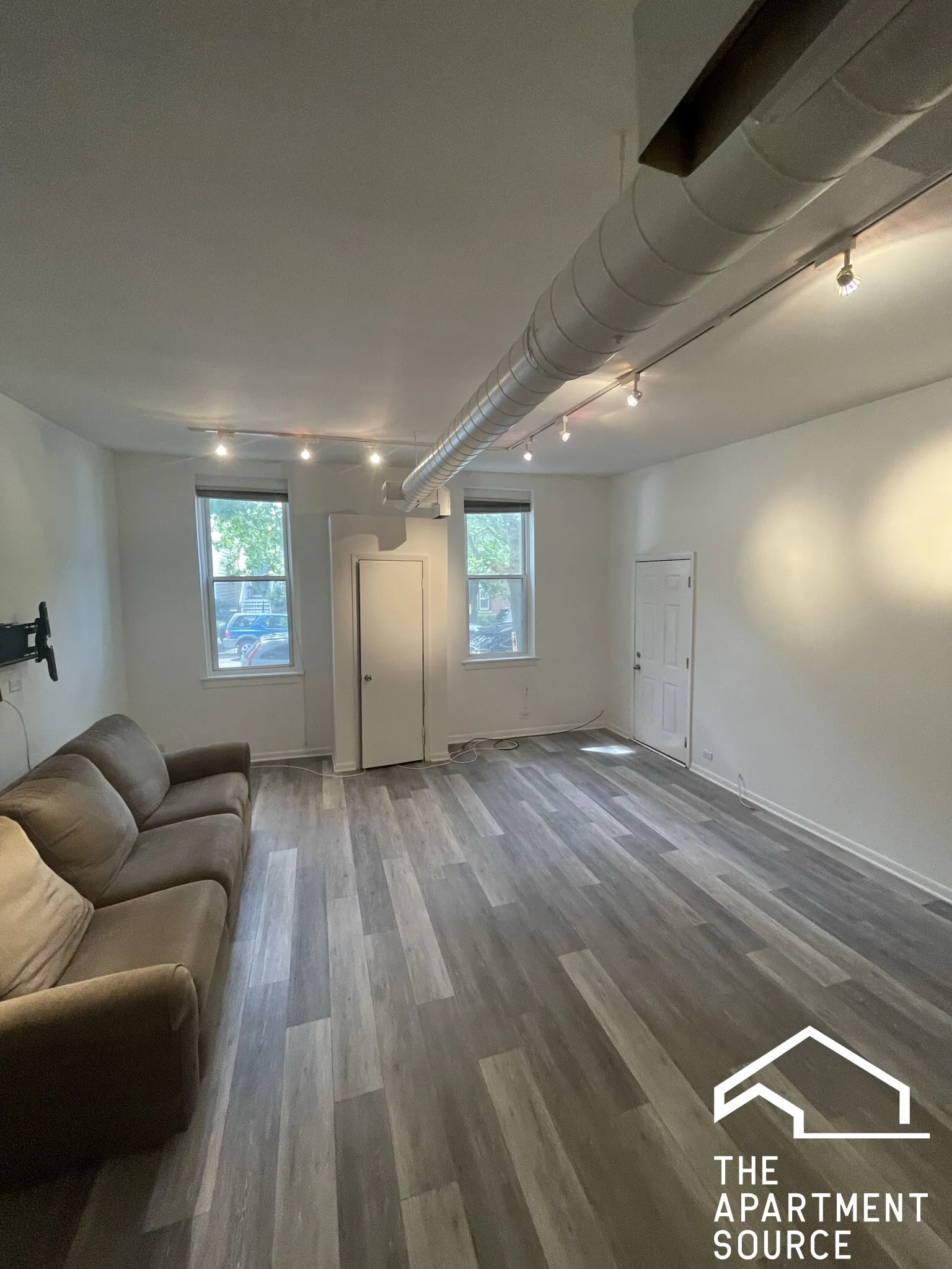 1844 W Henderson St   60657 60657-Chicago-IL