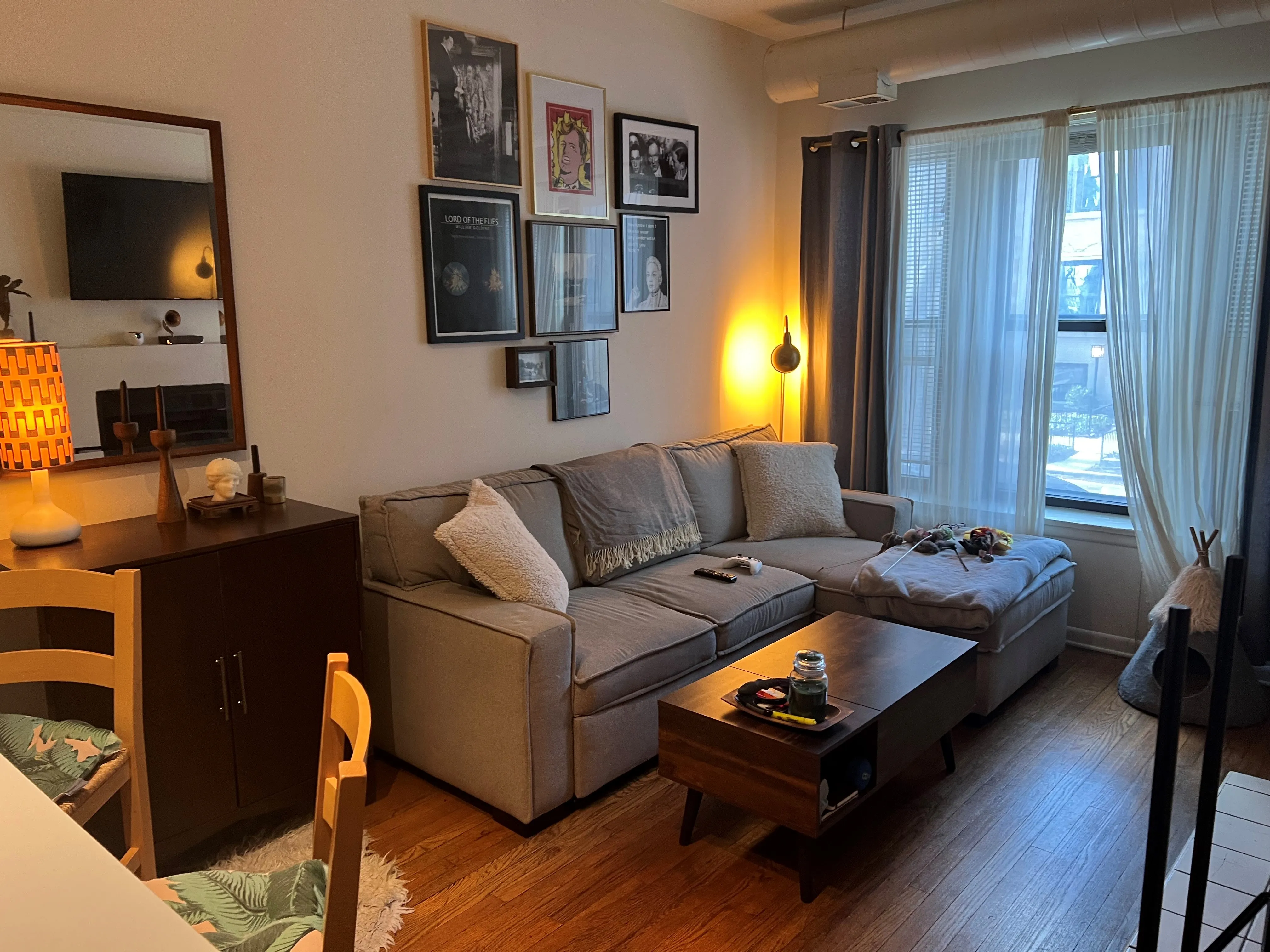 3707 N Pine Grove Ave   60613 60613-Pinegrove Pews-unit#1C-Chicago-IL