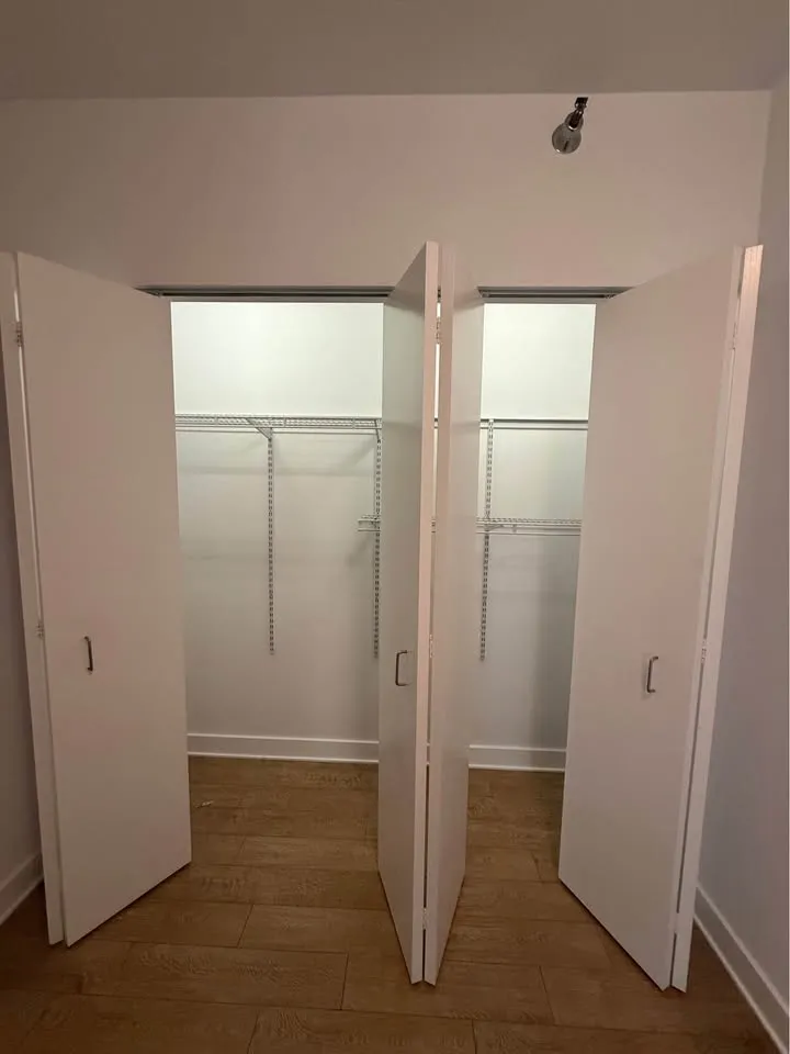 201 N Garland Ct   60601 60601-unit#2907-Chicago-IL