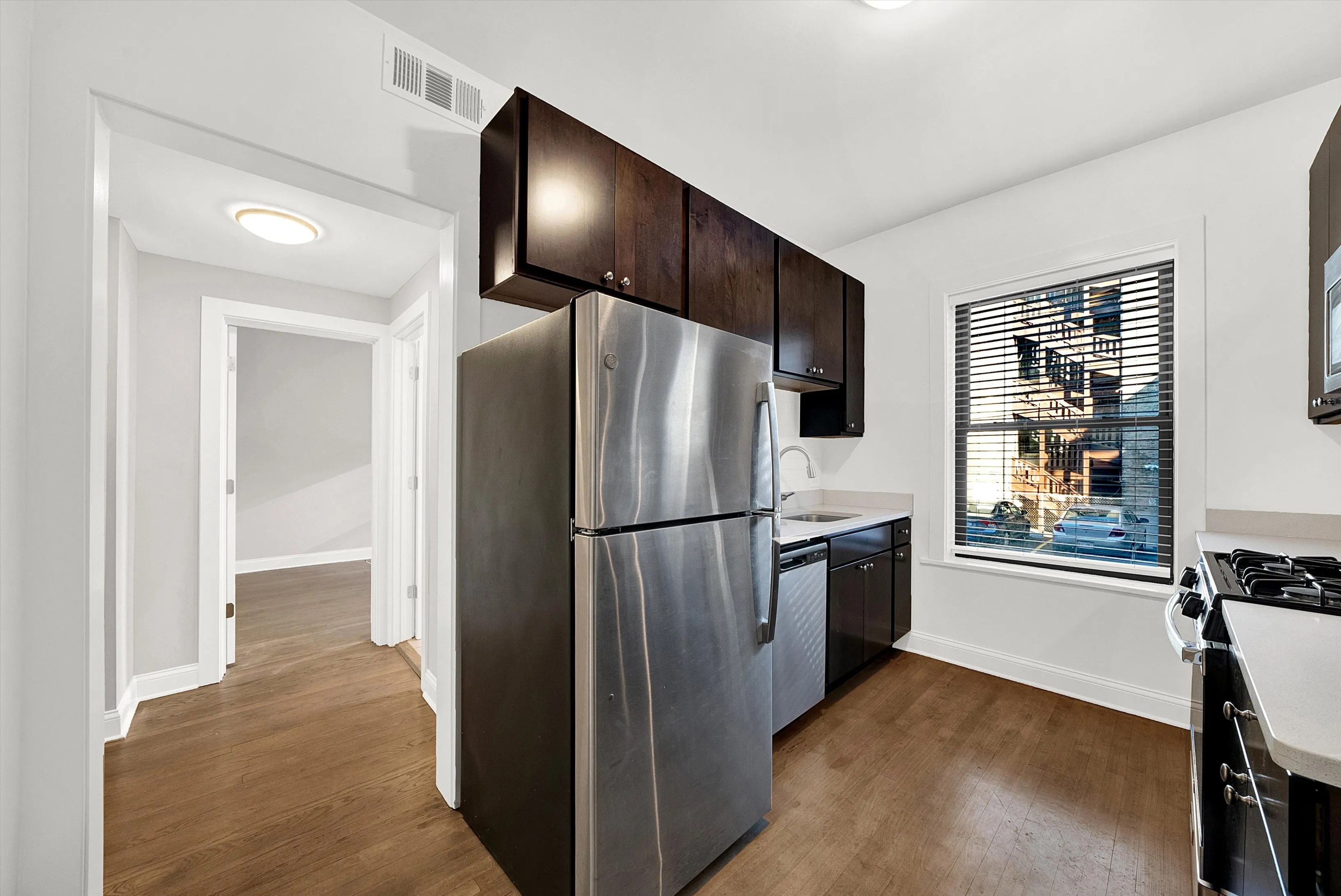 2524 N Kedzie Blvd   60647 60647-unit#1W-Chicago-IL