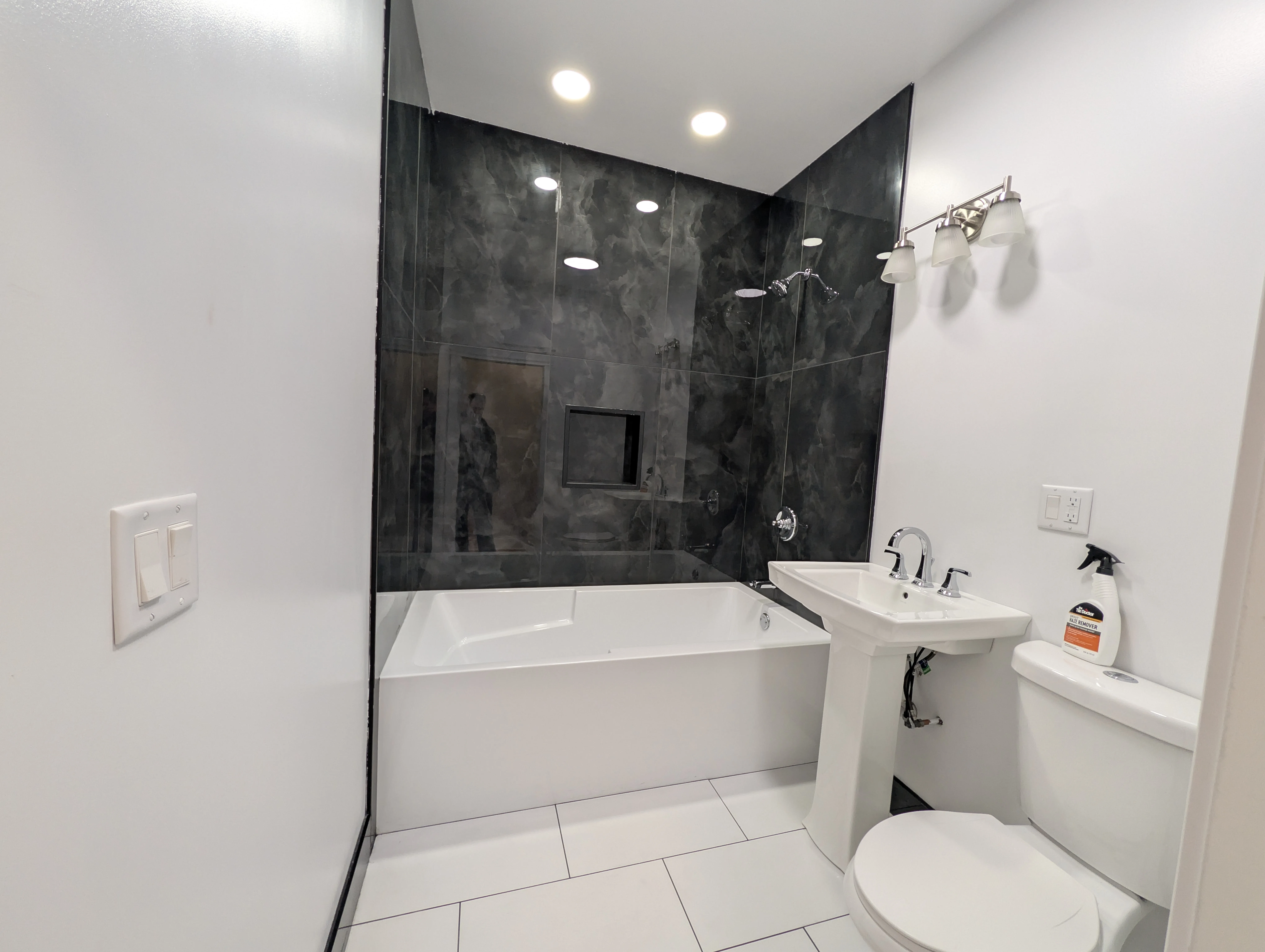 4023 W Oakdale Ave   60641 60641-unit#1-Chicago-IL