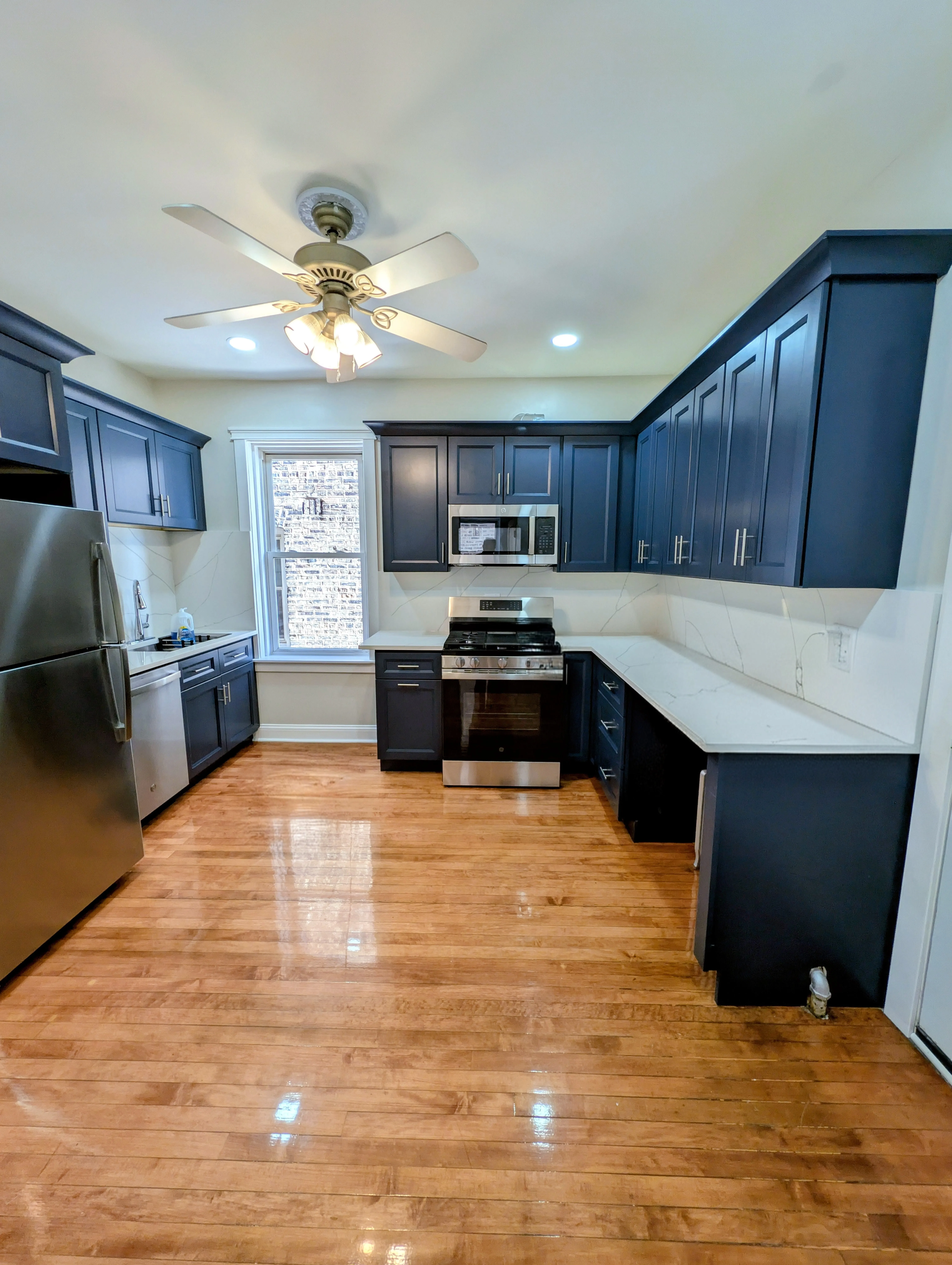 4023 W Oakdale Ave   60641 60641-unit#1-Chicago-IL