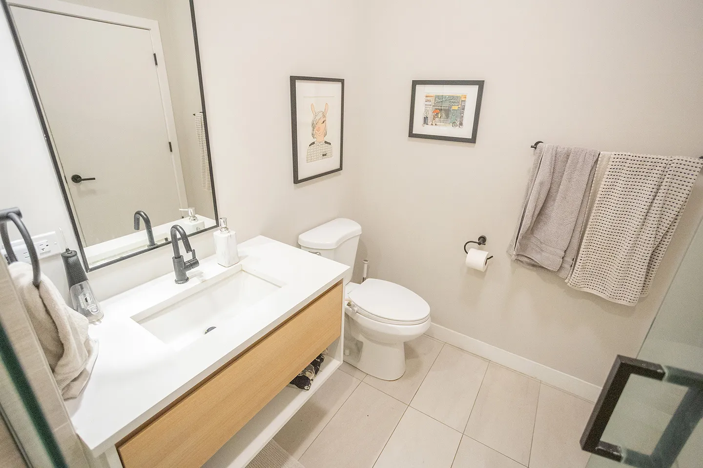 4806 N Magnolia Ave   60640 60640-unit#211-Chicago-IL