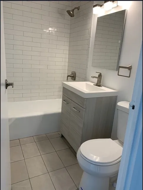 2424 N Clark St   60614 60614-unit#303-Chicago-IL