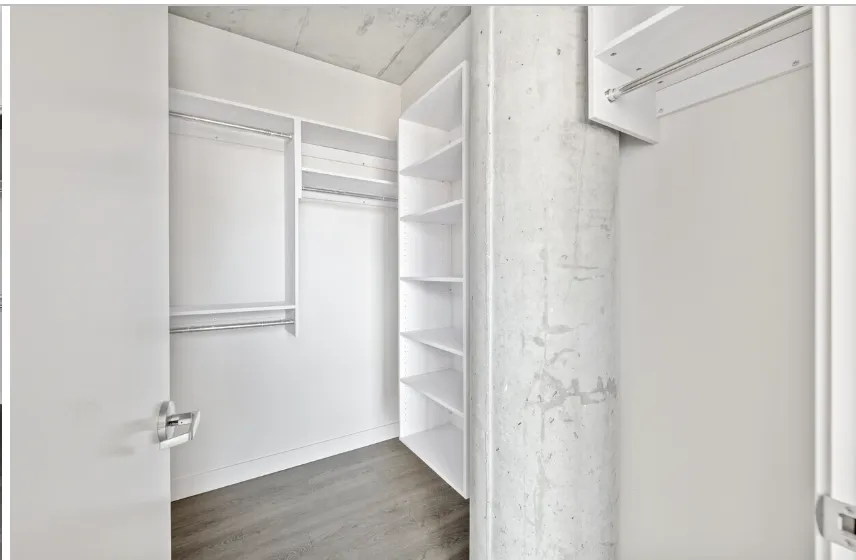 450 W Belmont Ave   60657 60657-Live450-Chicago-IL
