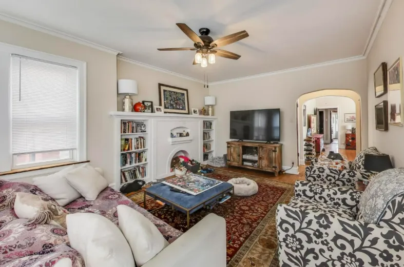 2433 W Dakin St, Chicago,  60618 60618-unit#2-CHICAGO-IL