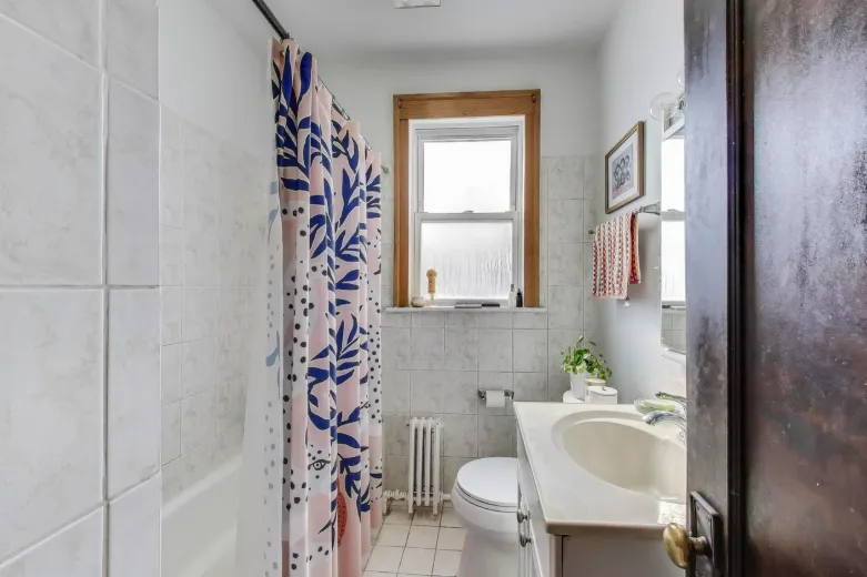 2433 W Dakin St, Chicago,  60618 60618-unit#2-CHICAGO-IL