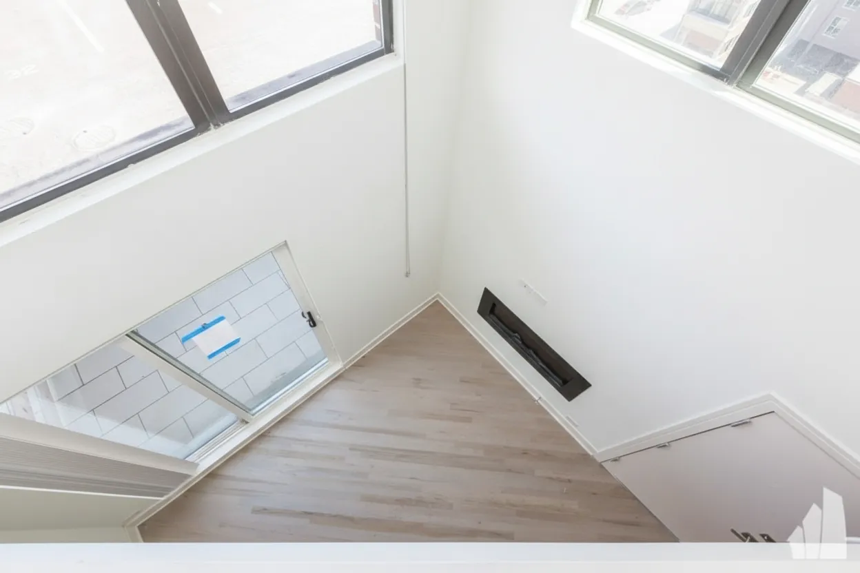 944 W Grace St   60613 60613-unit#954-G101-Chicago-IL